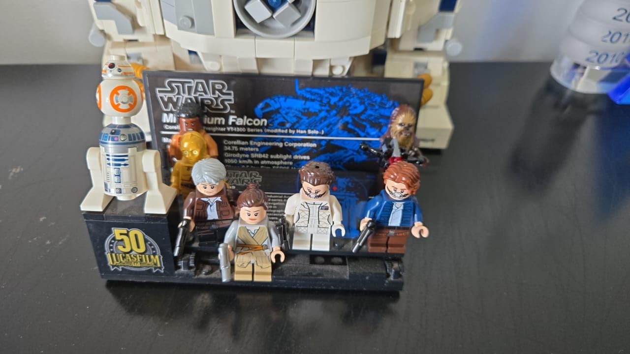 LEGO Star Wars Millennium Falcon - Building Set for Adults, Ages 16+ - Gift for Birthday - Movie Collectible Model Kit - Display in Home or Office - 75192 customer photo 1
