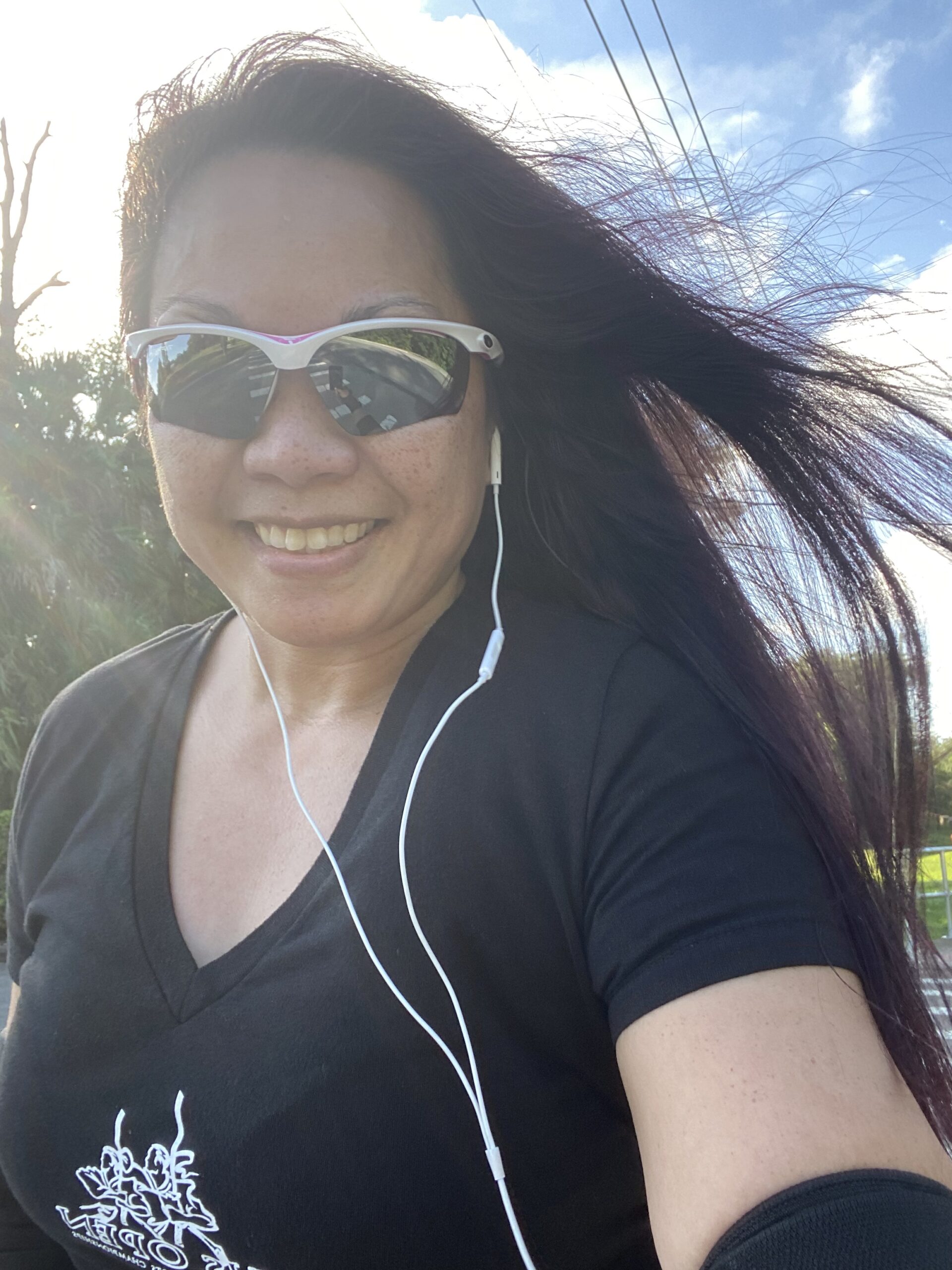 Tifosi Vero Half-Frame Sunglasses - Running, Cycling & Golf | 100% UVA/UVB, shatterproof polycarbonate. Vented half-frame, hydrophilic nose pads. For running, cycling, golf & pickleball. customer photo 1