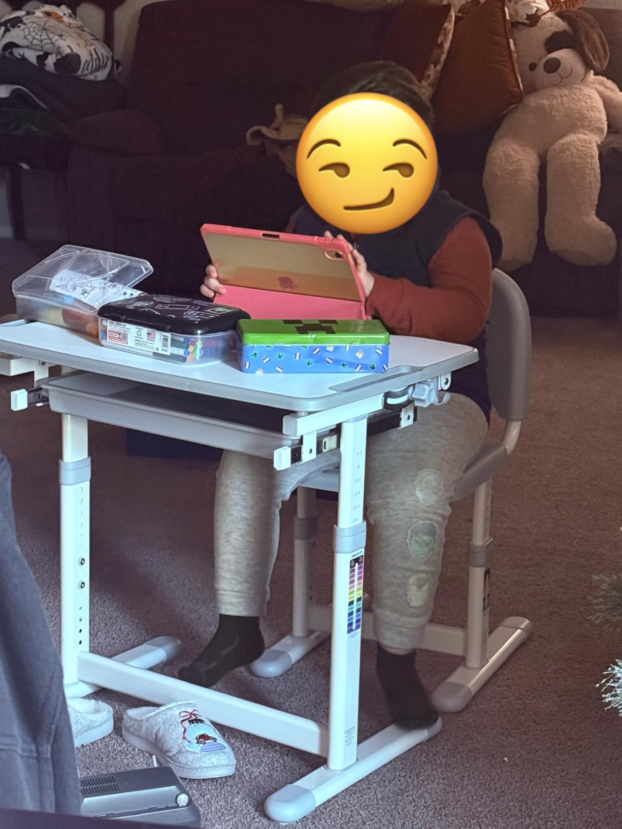 Mount-It! Kids Desk and Chair Set Height Adjustable up to 30