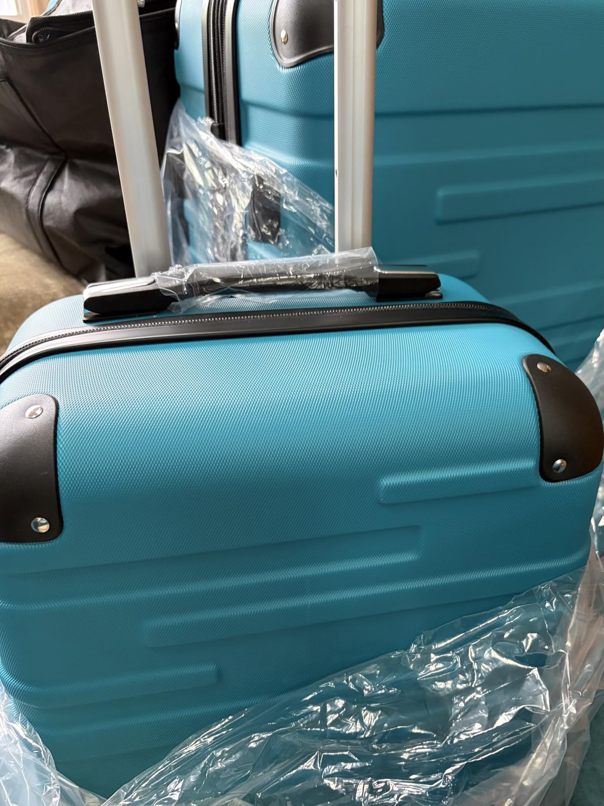 Coolife Hardside Luggage 3 Piece Set with TSA Lock, Spinner Wheels, Telescopic Handle, Lightweight Travel Suitcases (Lake Blue, 3 piece set) customer photo 2