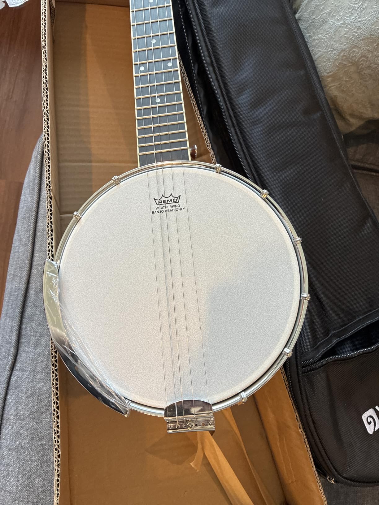 Vangoa Banjo 5 String Full Size Banjos Set with Resonator, Remo Head, Beginner Banjo Kit with Closed Back, Premium Accessories for Adults, Teenager customer photo 1