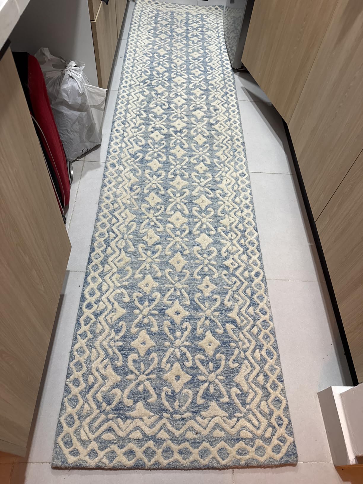 SAFAVIEH Blossom Collection 8' x 10' Grey/Ivory BLM114F Handmade Premium Wool Area Rug customer photo 2