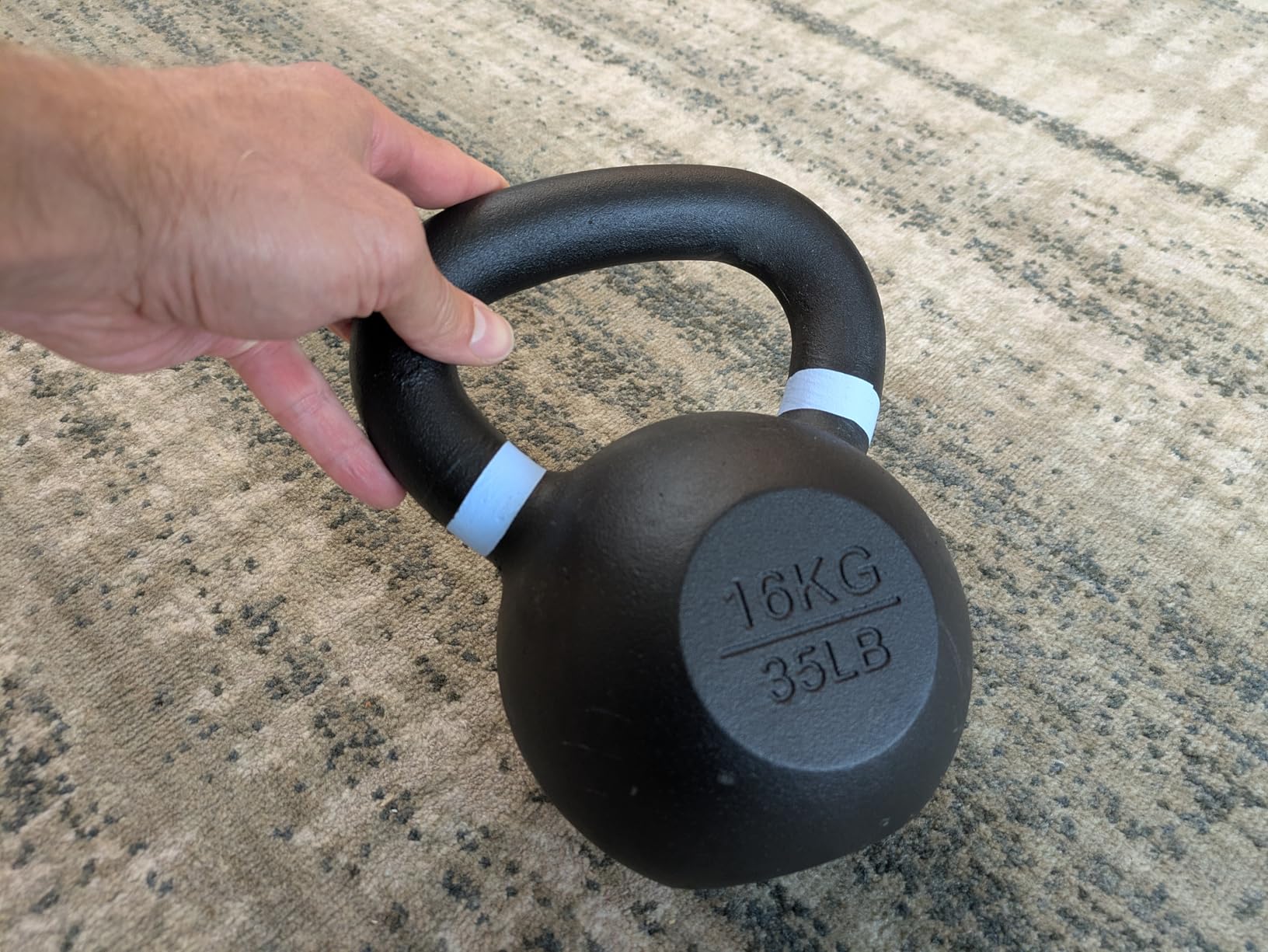 Yes4All Powder Coated Kettlebell, Cast Iron Core Kettlebells with Non-Slip Handle & Flat Bottom for Conditioning, Heavy Duty for Strength Training, 9lb to 71lb - Single & Pair customer photo 1