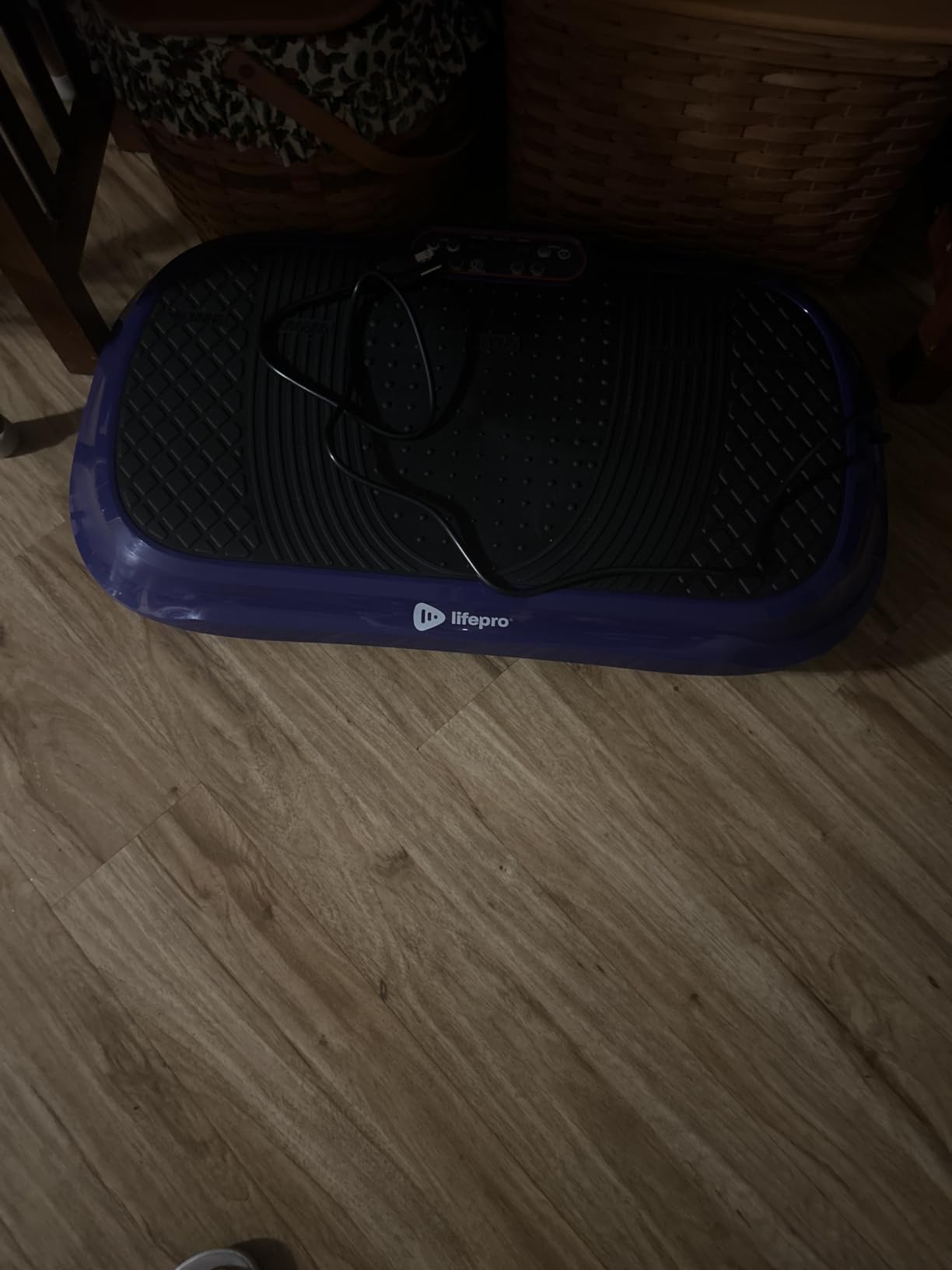 Lifepro Waver Vibration Plate Exercise Machine - High-Intensity Vibration Plate for Lymphatic Drainage - Full-Body Workout Vibrating Platform with Loop Bands - Fitness Equipment for Strength & Toning customer photo 2