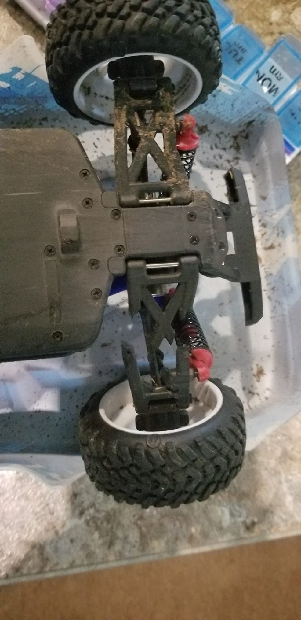 Traxxas 76064-5-BLUX LaTrax Desert Prerunner: 118-Scale 4WD Electric Truck customer photo 1