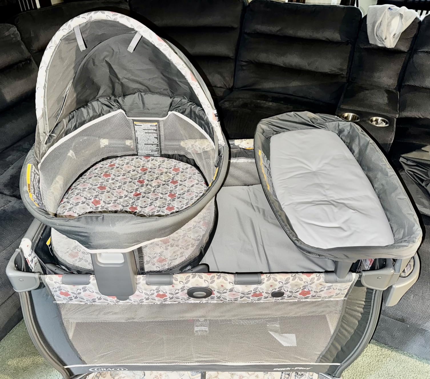 Graco Pack 'n Play Travel Dome LX Playard, Raised Portable Bassinet, UV-50 Canopy, Changer & Storage, Annie customer photo 2