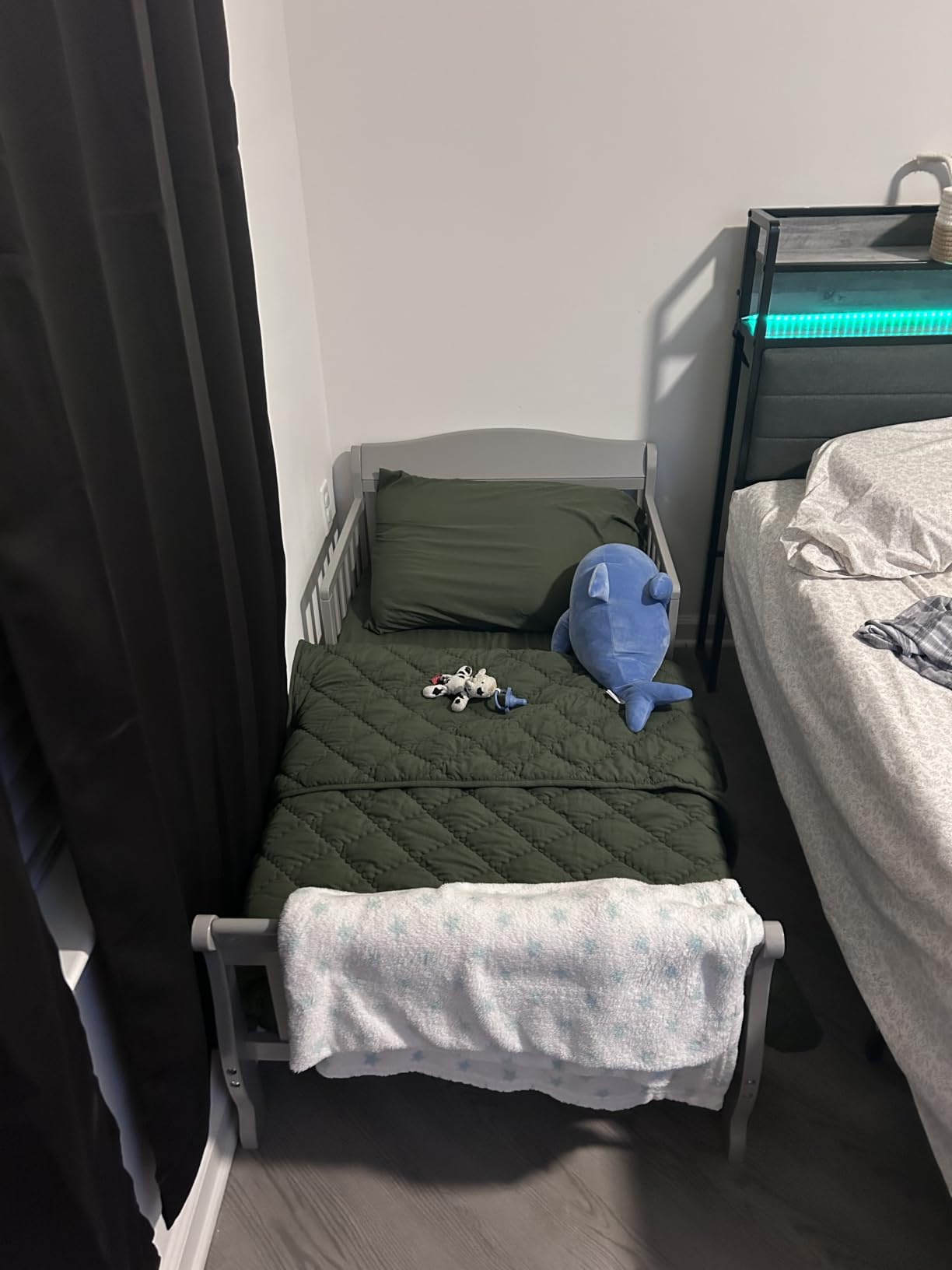 Delta Children Canton Toddler Bed, Greenguard Gold Certified, Grey customer photo 2