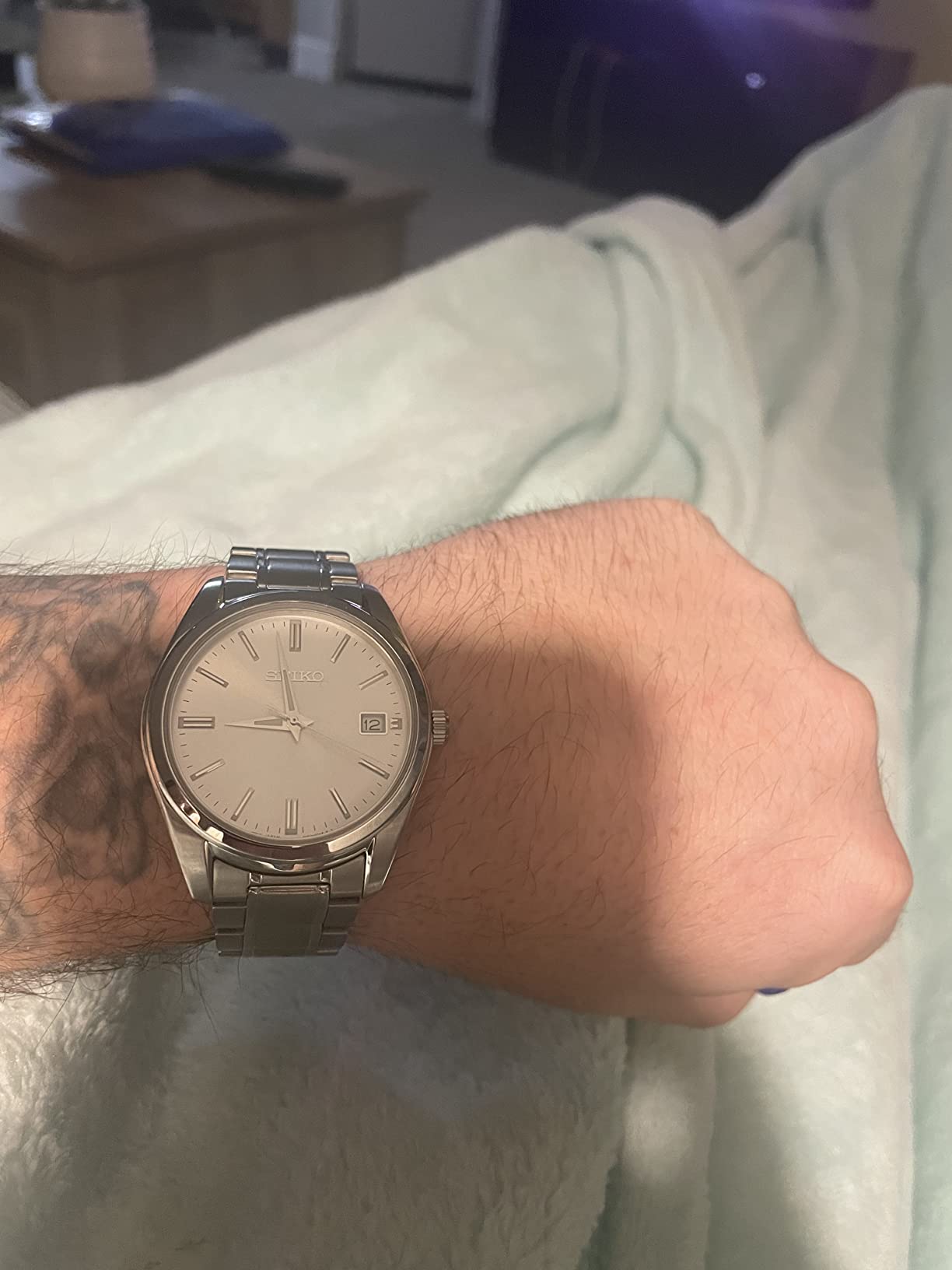 Seiko SUR307 Watch for Men - Essentials - Silver Dial with Sunray Finish, Date Calendar, LumiBrite Hands, Stainless Steel Case & Bracelet, and 100m Water Resistant customer photo 2