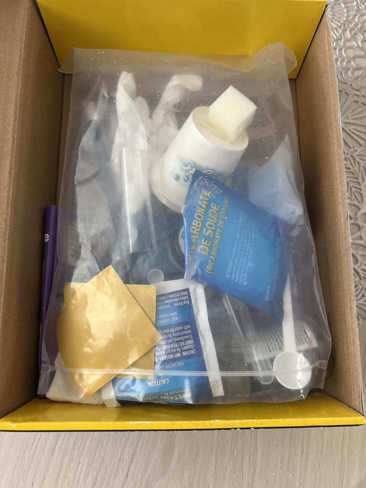 NATIONAL GEOGRAPHIC Science Magic Kit - Science Kit for Kids with 100+ Unique Experiments and Magic Tricks, Chemistry Set customer photo 2