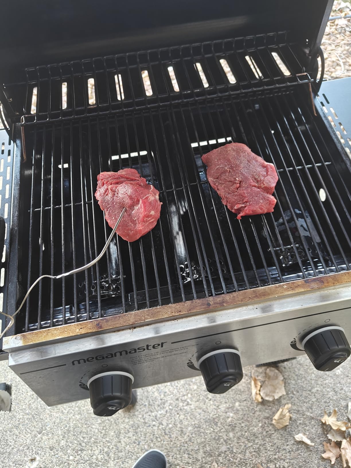 Megamaster 3-Burner Propane Gas Grill with Folding Side Tables, 30,000 BTUs, 429.81 Sq. In. Cooking Space customer photo 1