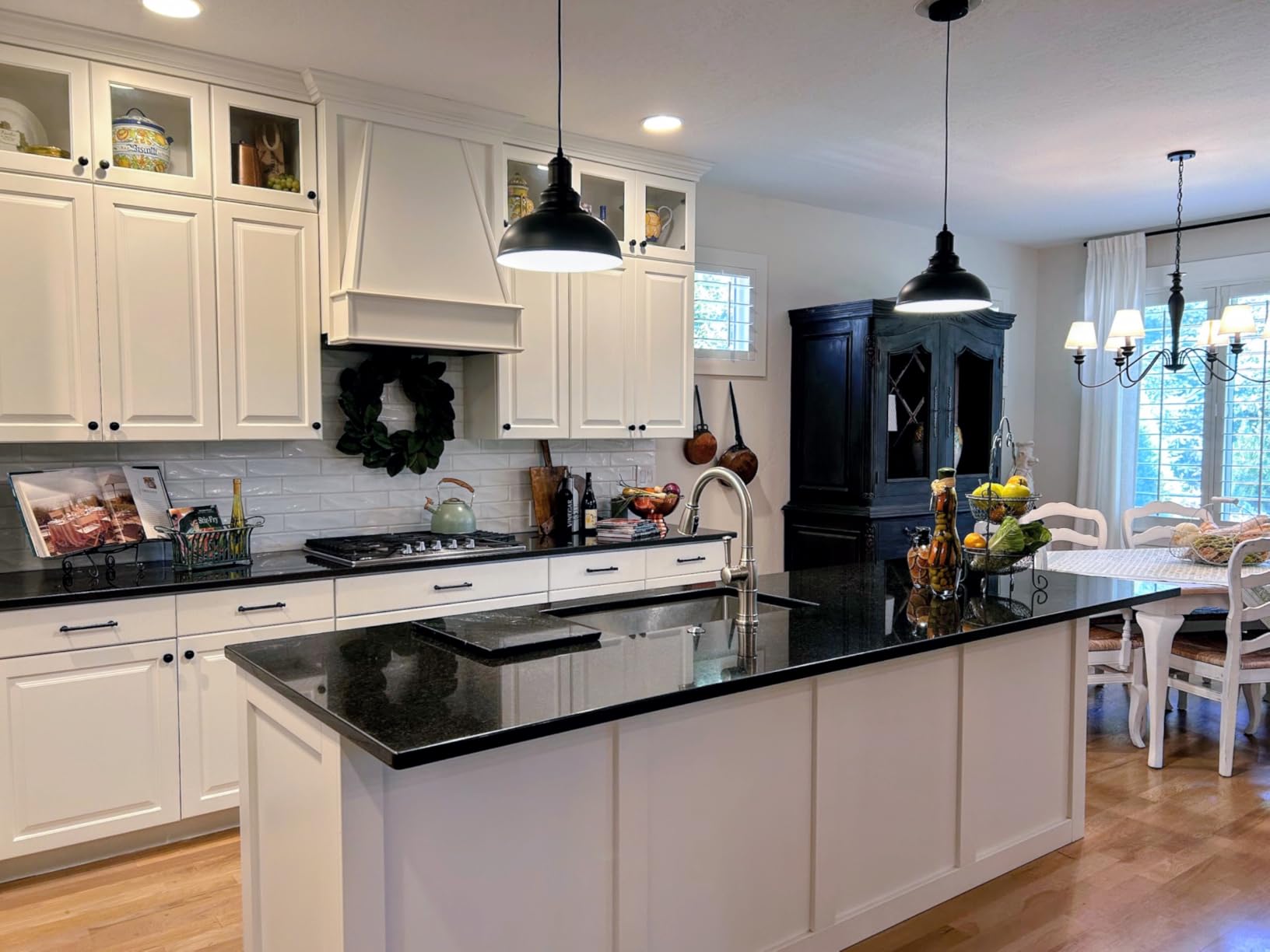 LOEHINLE Pendant Lighting Vintage Industrial Fixtures, Black Metal Farmhouse Lights, Ceiling Lamp for Kitchen Home Island Dining Room Bedroom, 11.4 inches customer photo 2