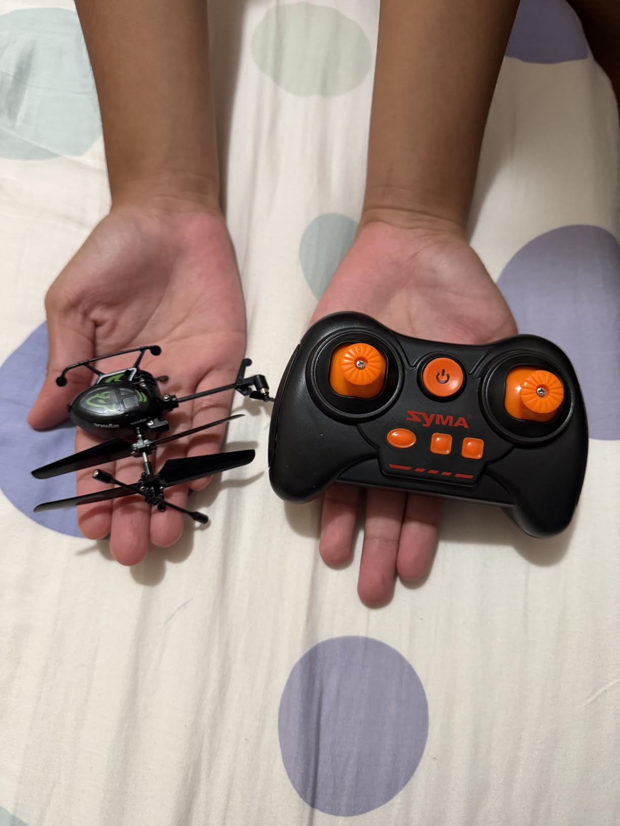 SYMA S100 Mini RC Helicopter with Gyro Stabilizer, Altitude Hold, 3.5 Channel, 5-7 Min Flight Time, Remote Control Helicopter Toy for Boys and Girls customer photo 1