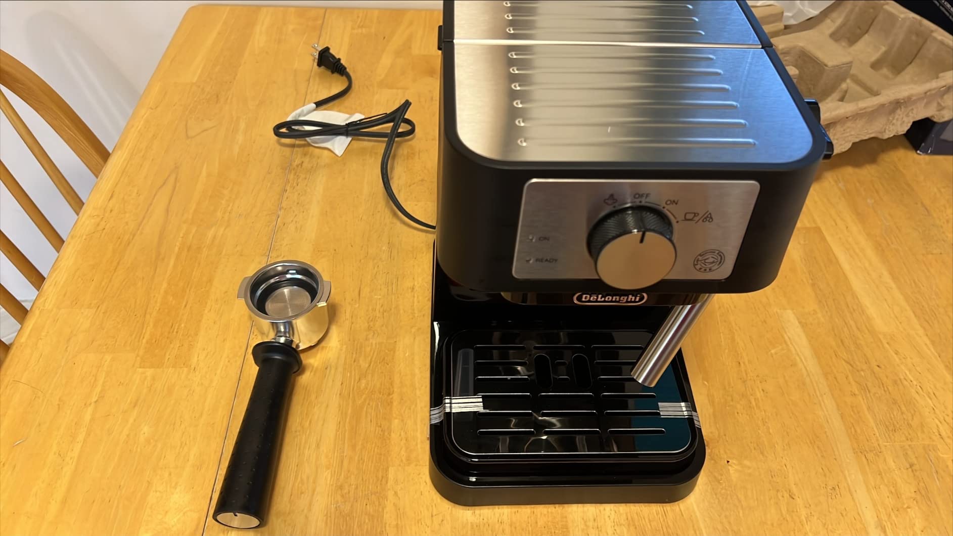 De'Longhi Stilosa Manual Espresso Machine, Compact Coffee Maker, 15 Bar Pump Pressure, Manual Milk Frother Steam Wand customer photo 1