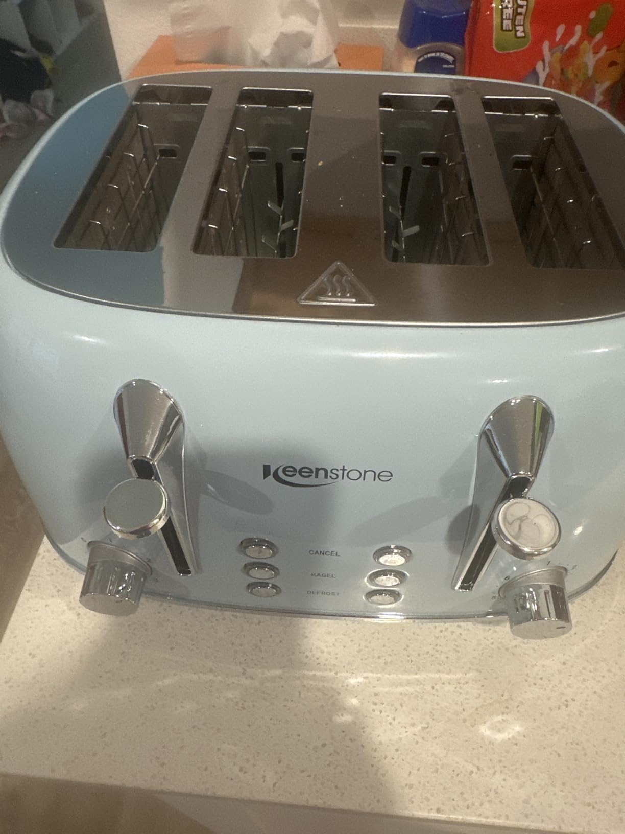 Keenstone Toaster 2 Slice, Retro Wide Slot Stainless Steel Toaster with 6 Browning Levels, Reheat & Defrost, for Bagel, Toast, Bread, Kitchen Essentials, Removable Crumb Tray, White customer photo 2