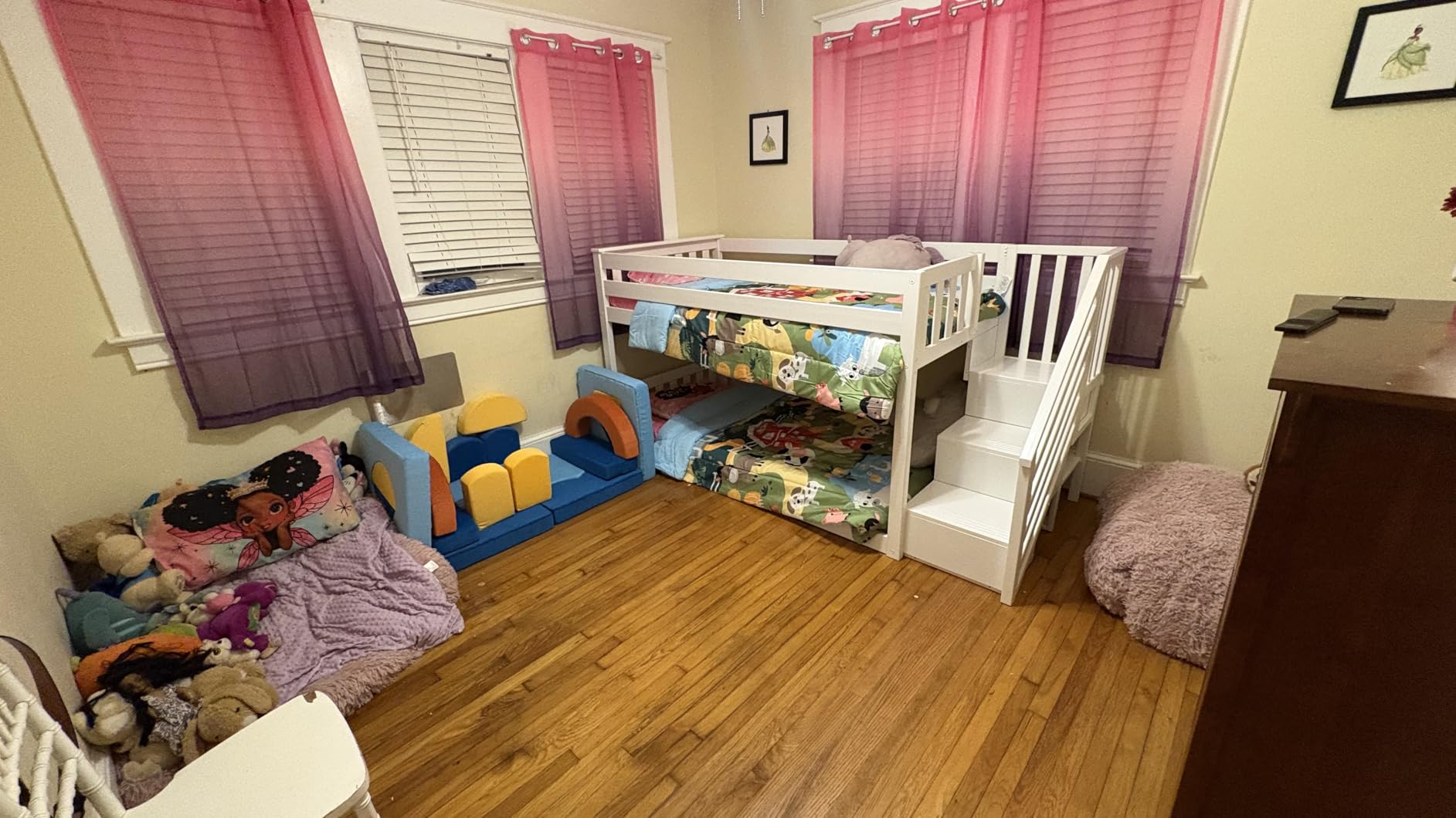 Max & Lily Low Bunk Bed, Twin-Over-Twin Bed Frame For Kids With Stairs, Clay customer photo 1