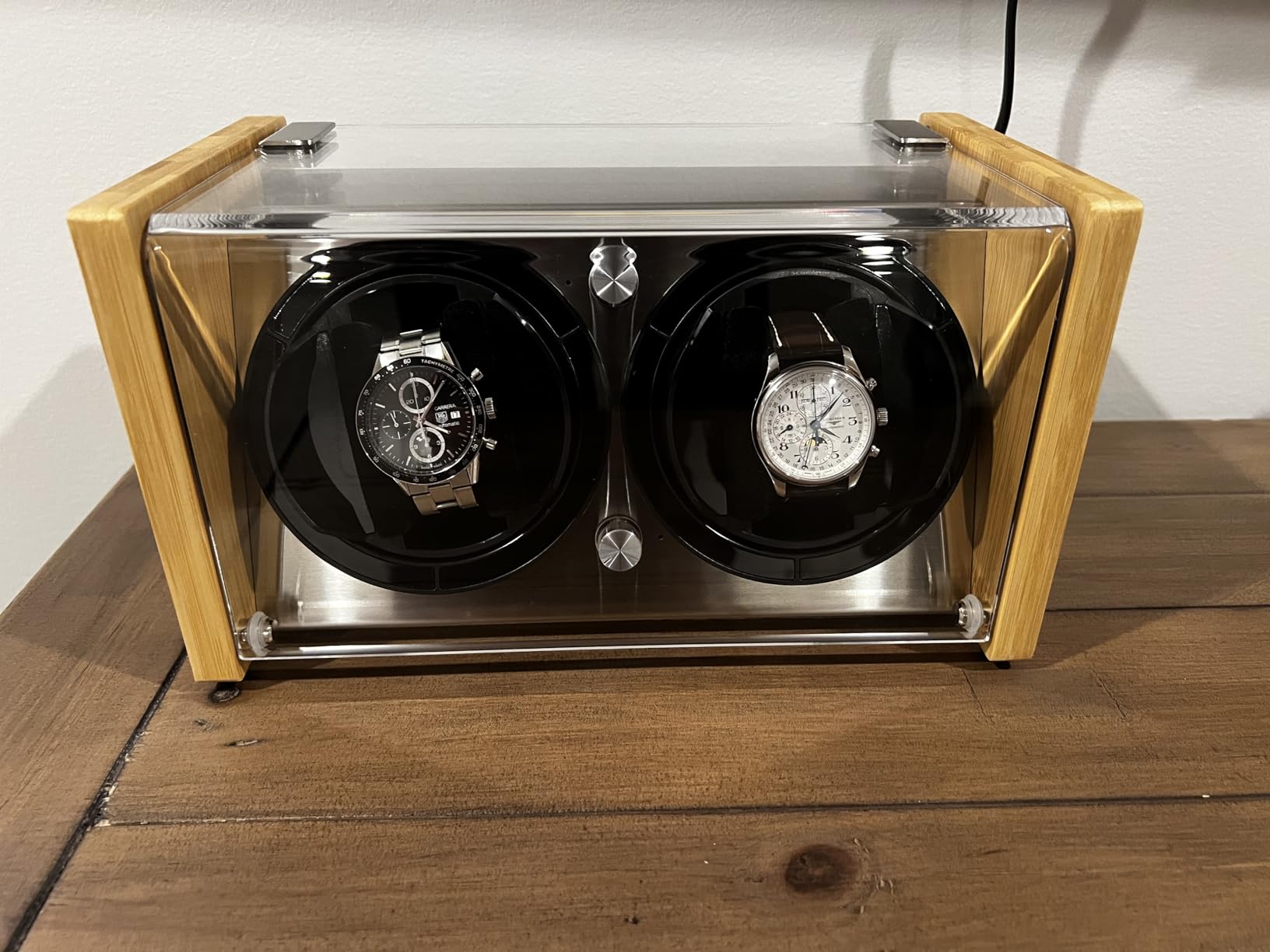 Bamboo Single/Dual Watch Winder for Automatic Watches | Bamboo Craft / 12-O'Clock Alignment / Fits 26-56mm / 4 TPD Modes / Quiet Japanese Motor / Anti-Magnetic / 3 Cushions Included customer photo 2