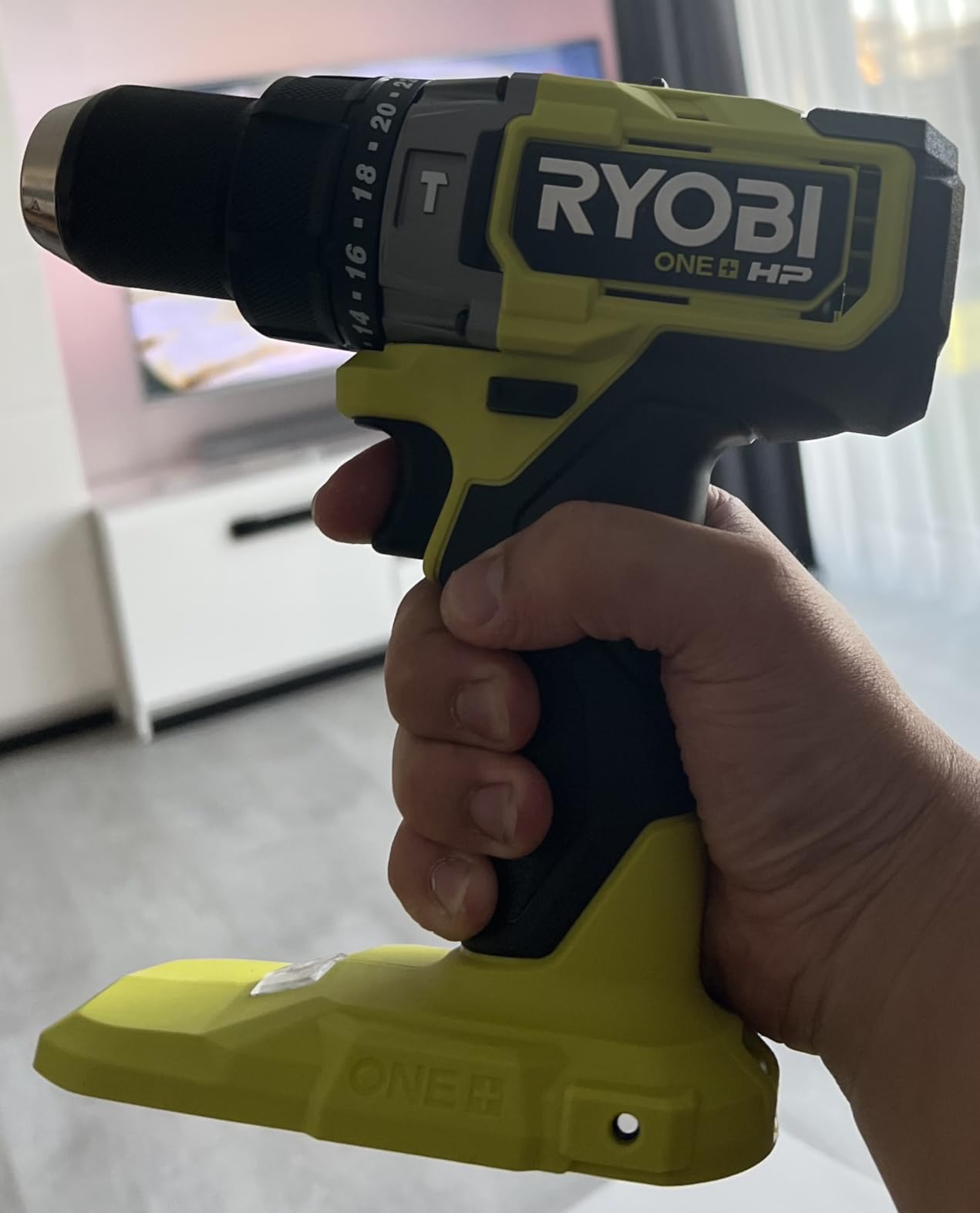 ONE+ HP 18V Brushless Cordless 1/2 in. Hammer Drill/Driver PBLHM101B (Tool Only) customer photo 1