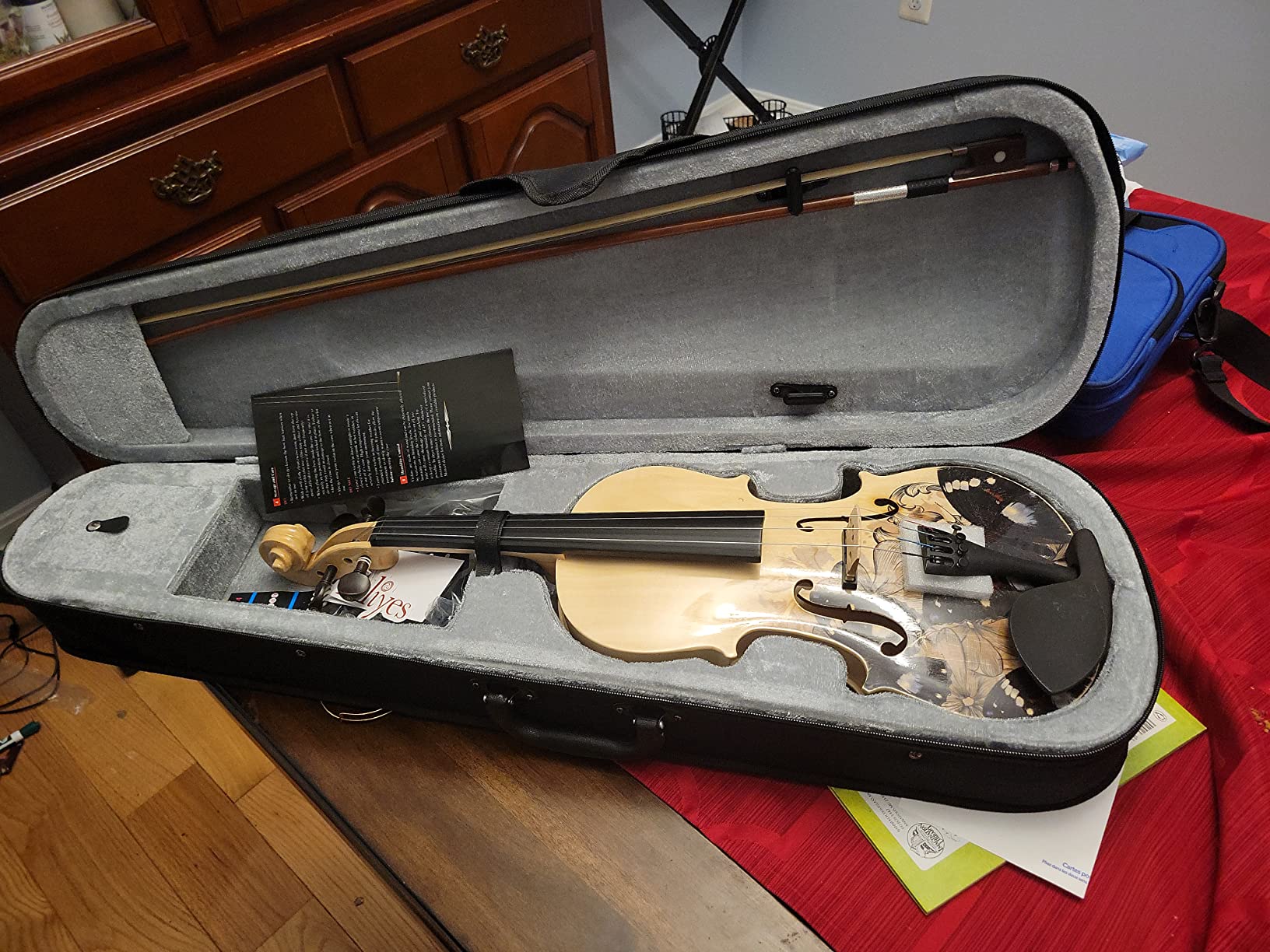 Aliyes Electric/Acoustic Violin Set for Beginners Special Designed Gift for Beginner with Hard Case, Bow, Extra Strings (4/4/Full-size) customer photo 2