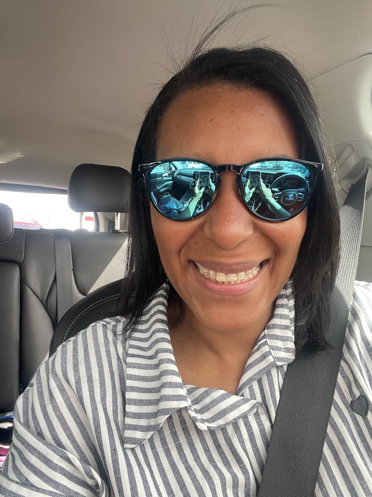 Ray-Ban RB4171 Erika Round Sunglasses for Women for Men customer photo 2