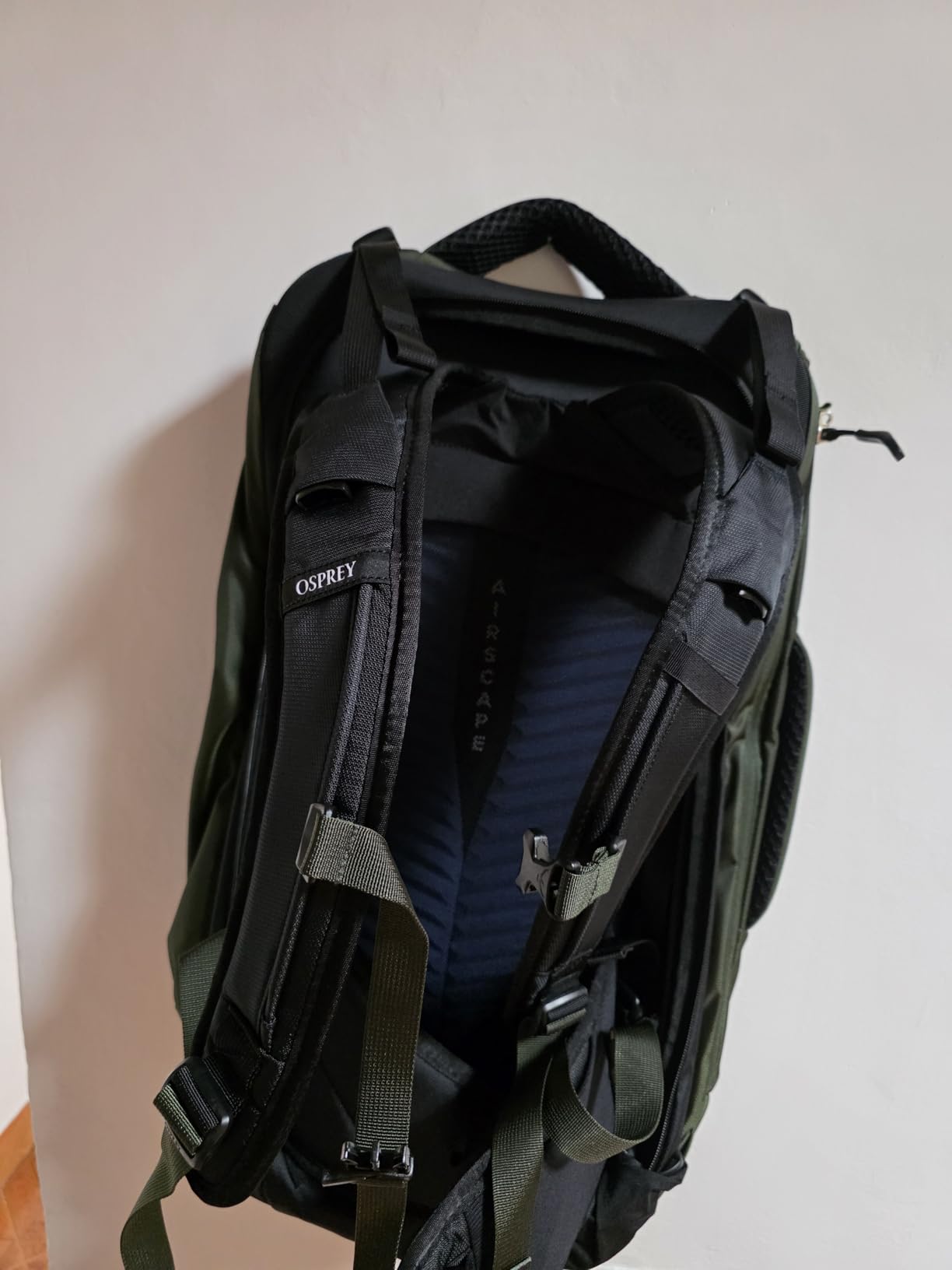 Osprey Farpoint 40L Men's Travel Backpack, Muted Space Blue customer photo 1