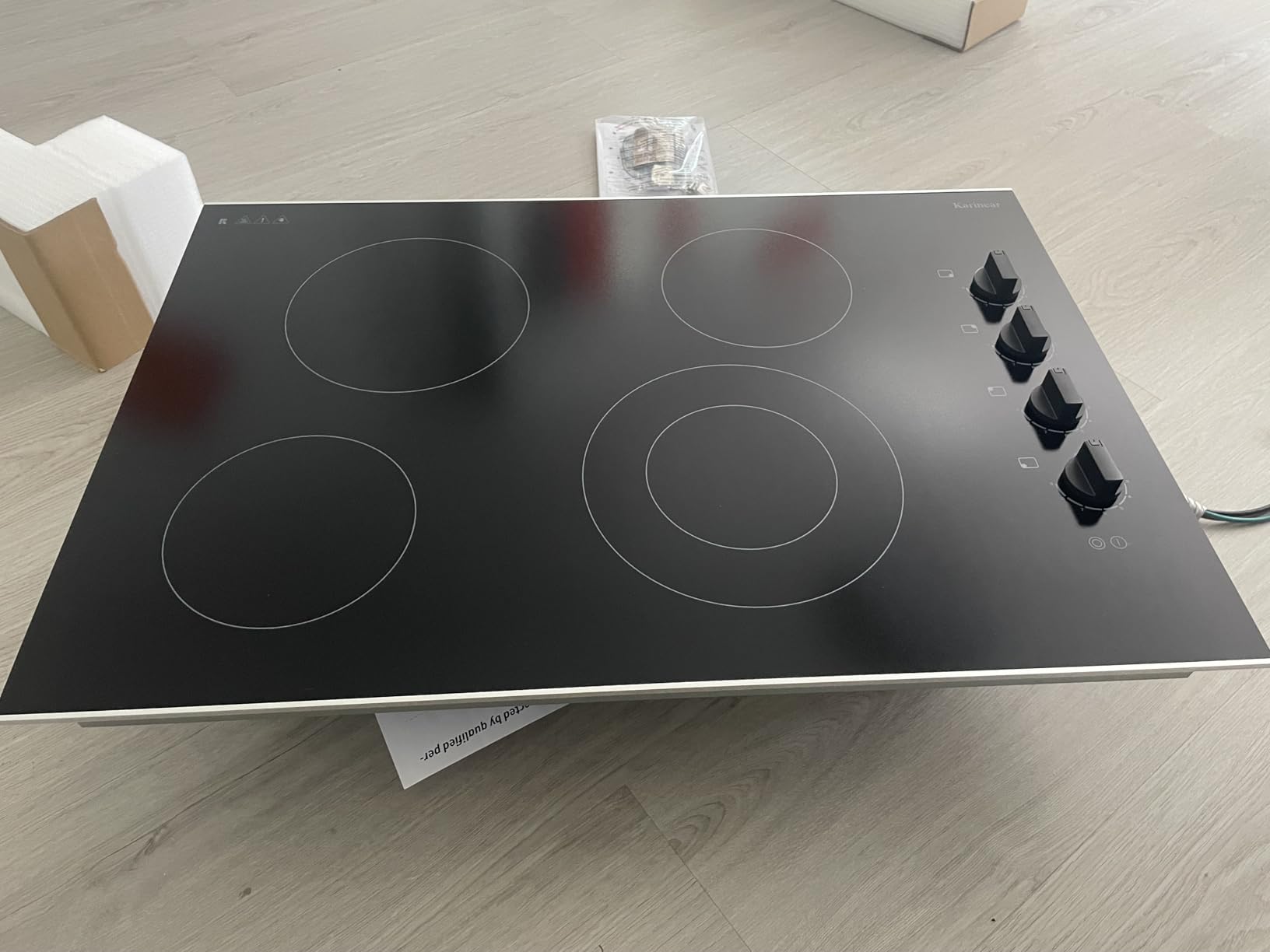 Karinear 30 Inch Electric Cooktop 4 Burners, Knob Control Built-in Ceramic Cooktop, 30