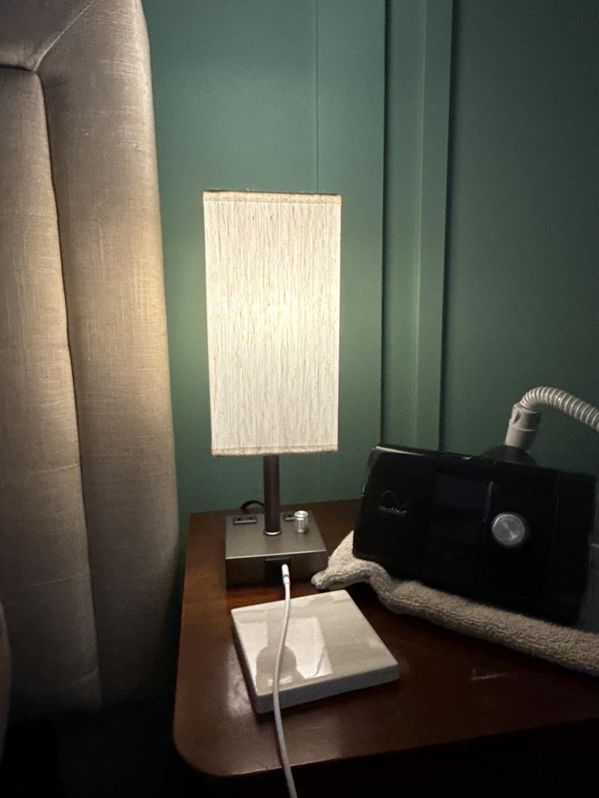 Fully Dimmable Nightstand Lamps Set of 2 - Table Bedside Lamp with USB C+A Charging Ports & 2 AC Outlets, Square Lamp Sets Linen Fabric Shade for Bedroom Living Room (Bulb Included) customer photo 2
