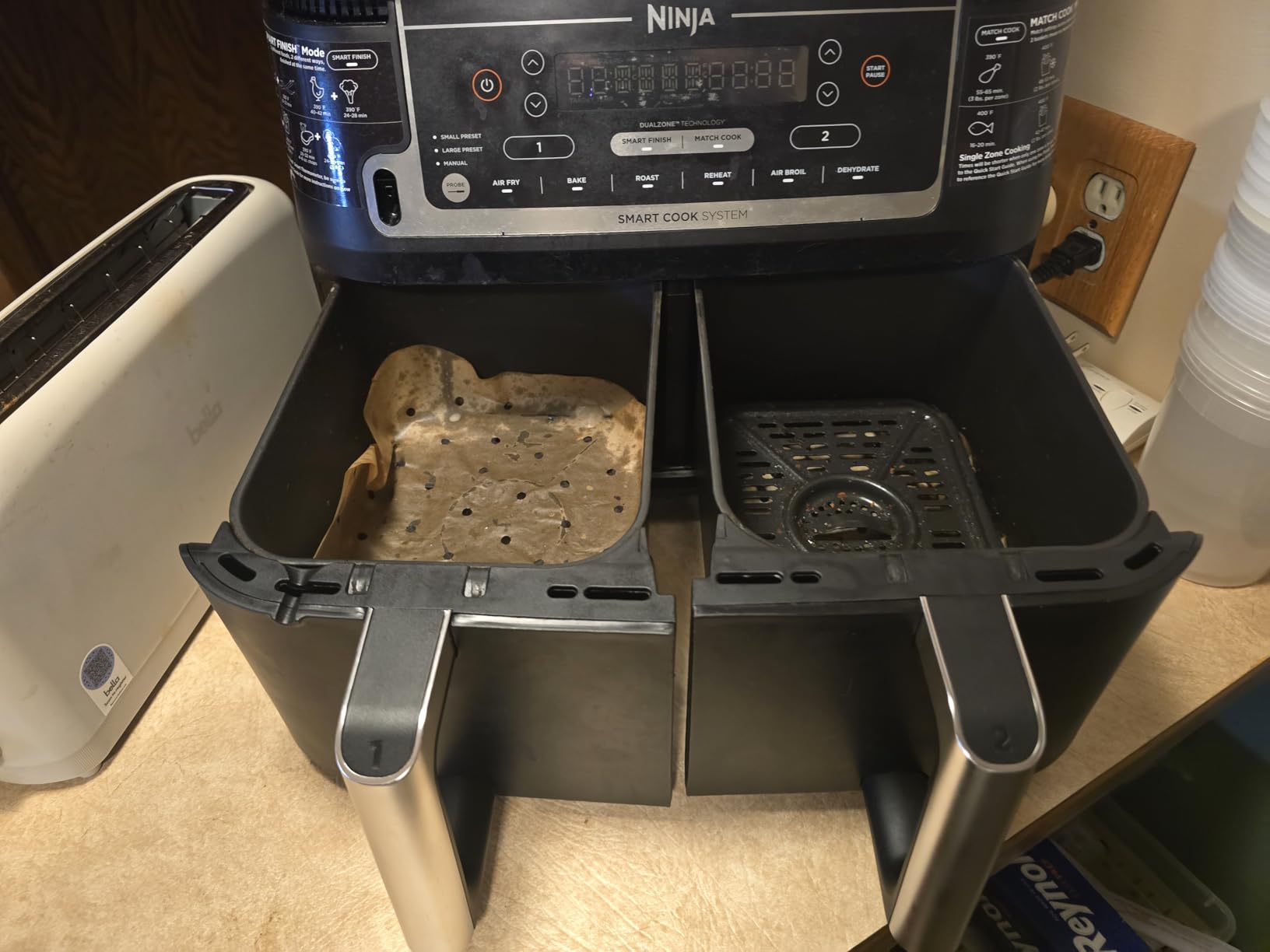 Ninja DZ550 Foodi 10 Quart 6-in-1 DualZone Smart XL Air Fryer with 2 Baskets, Smart Cook Thermometer customer photo 2