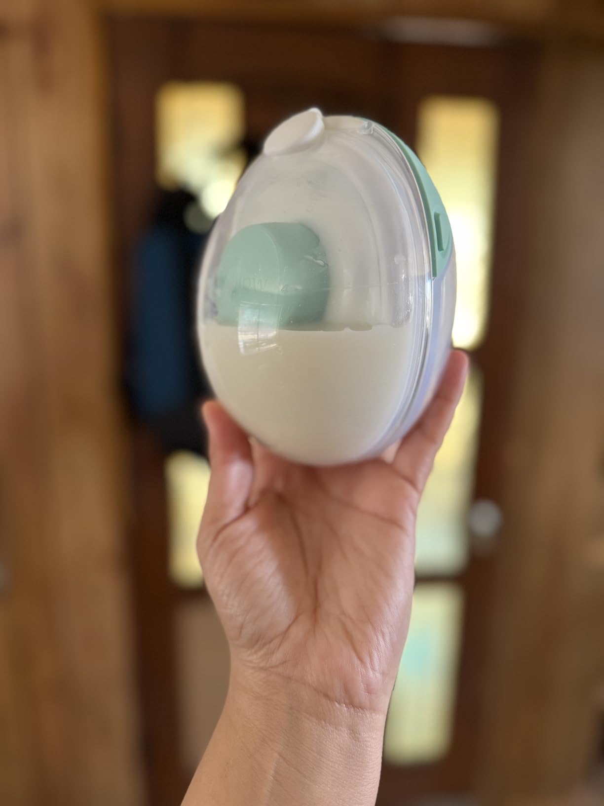 Willow Go Wearable Breast Pump, Hands Free Double Electric Breast Pump, Wireless In-Bra Design with 15 level Hospital Grade Suction customer photo 1