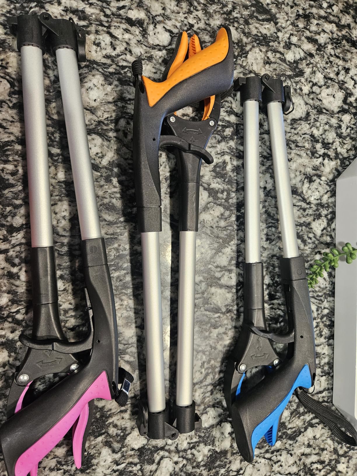 2 Pack 32 inch GrabRunner Heavy Duty(up to 10 lbs) Reacher Grabber Tool with Strong Magnetic (New Purple) customer photo 1