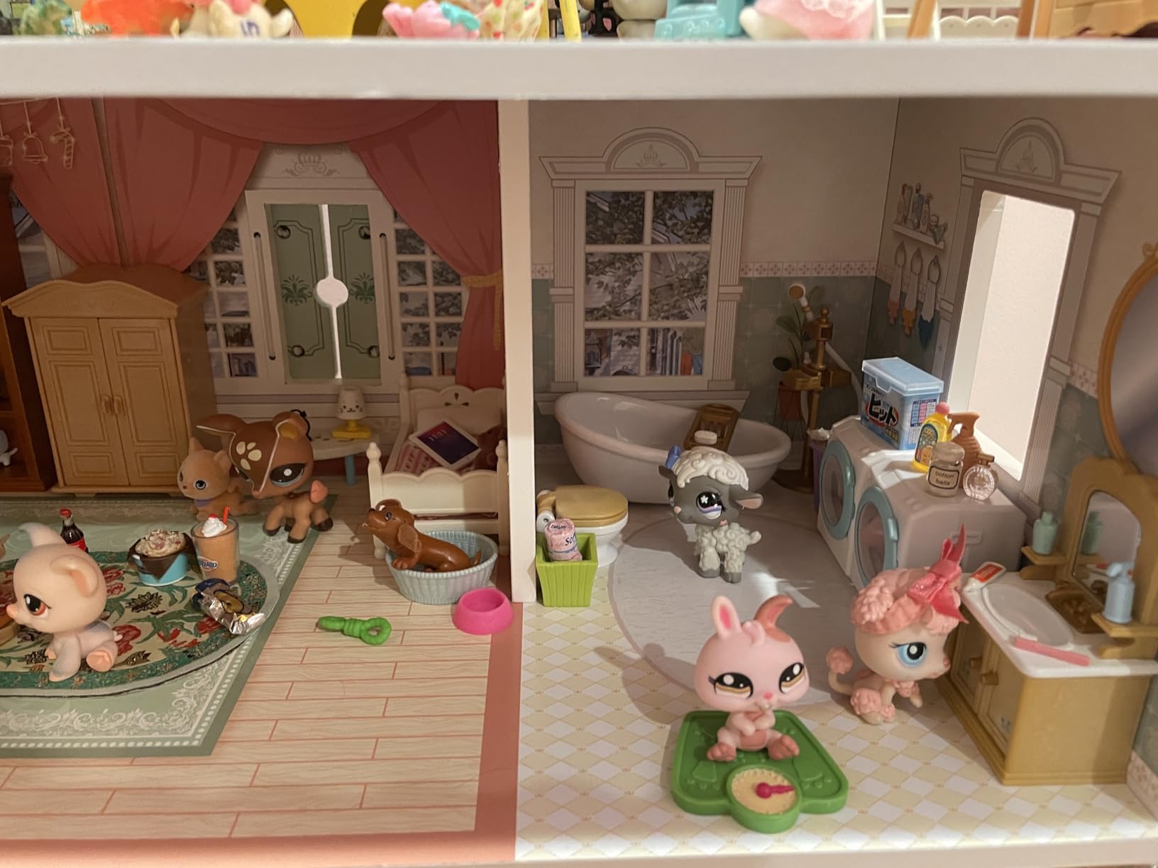 ROBUD Wooden Dollhouse for Kids Girls, Pretend Play Toy Gift for 3 4 5 6 Years Old Girls Boys customer photo 2