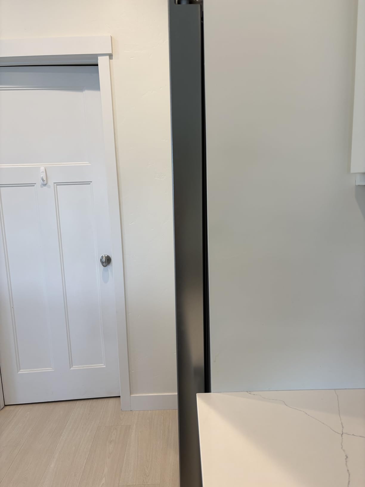 Hamilton Beach HBF1558 15.6 cu ft Counter Depth Full Size Refrigerator, Side Doors, Stainless customer photo 2
