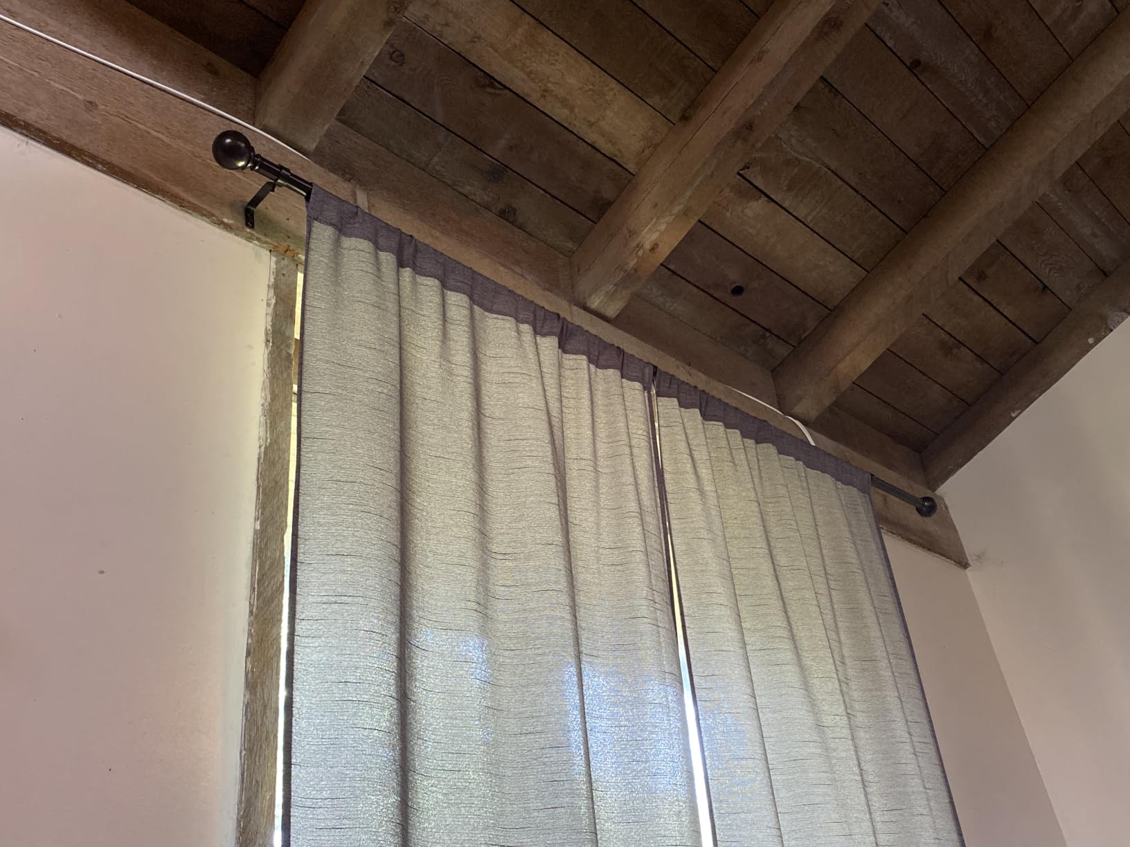 GXOACKJ Curtain Rods for windows 32-48 inch, 5/8 inch Decorative Curtain Rod Set, Matte Black Splicing Heavy Duty Metal Curtain Rod with Brackets customer photo 1