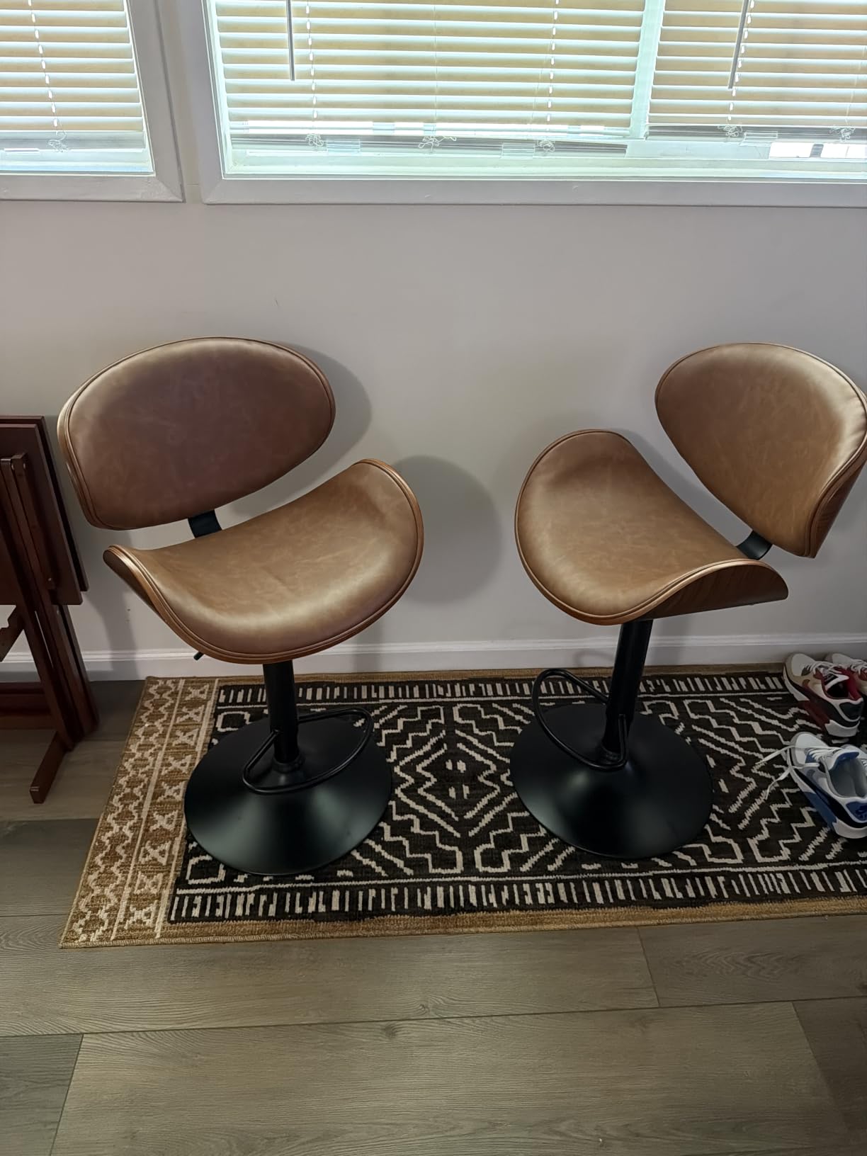 YaFiti Swivel Bar Stools Set of 2, Bar Stools for Kitchen Counter, Black, Modern PU Leather Upholstered Bar Chair with Back and Footrest, for Bar, Kitchen, Dining Room customer photo 2