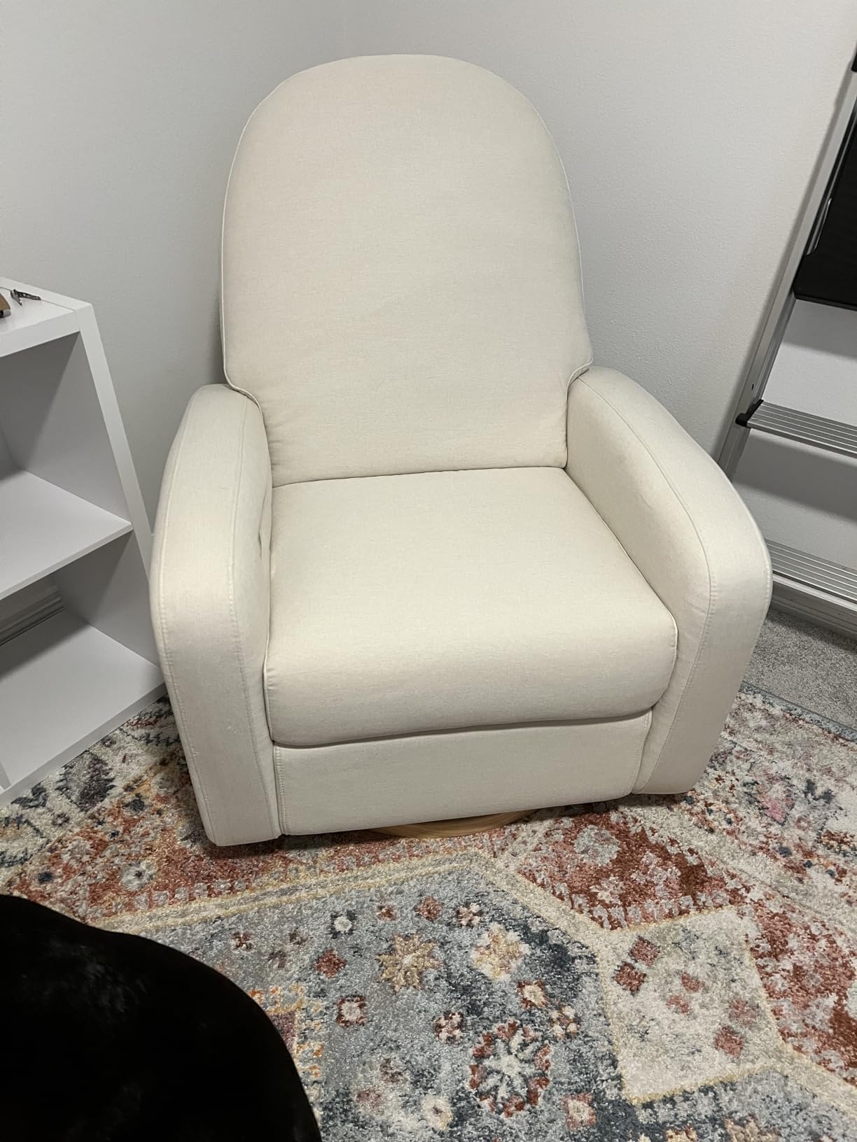 Babyletto Nami Power Recliner Glider Chair, Ivory Boucle | GREENGUARD CertiPUR-US Certified Electronic Nursery Recliner w/ USB Ports - 270 Swivel - Easy Assembly, No Tools Needed customer photo 1