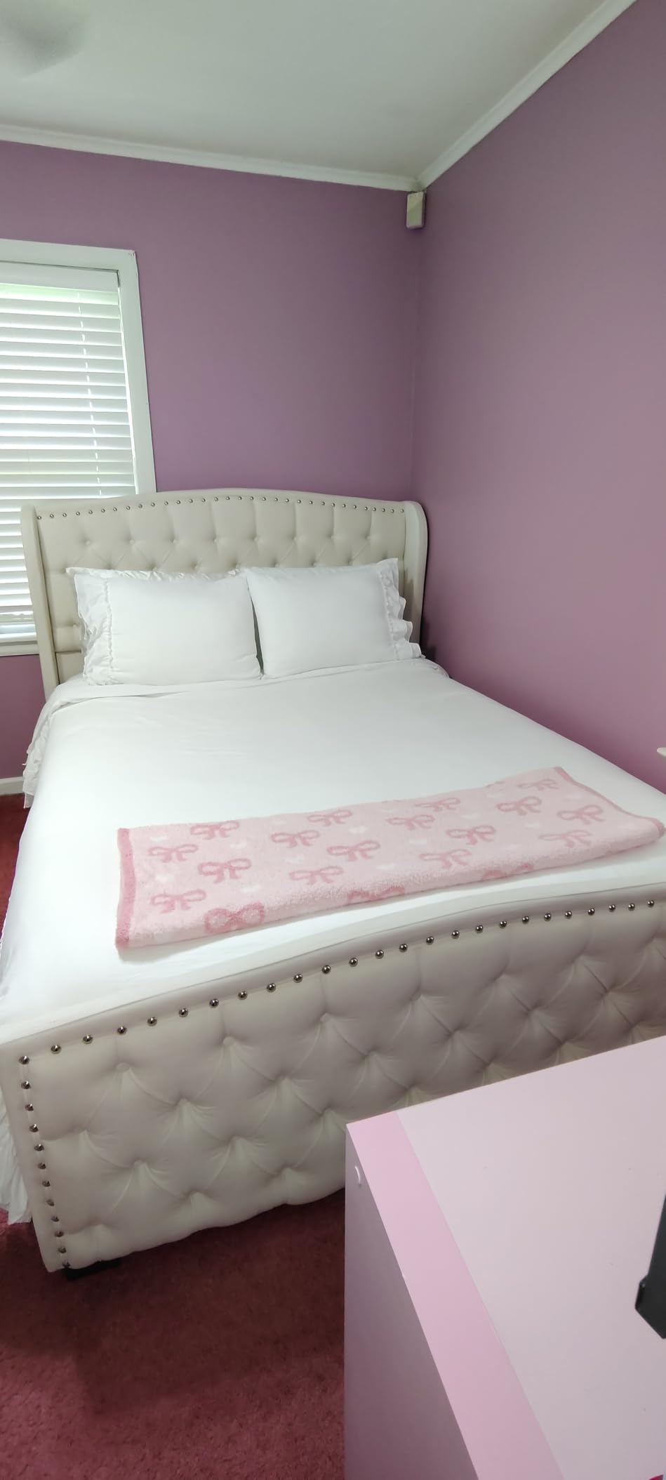 AMERLIFE Queen Size Platform Bed Frame, Velvet Upholstered Bed with Deep Button Tufted & Nailhead Trim Wingback Headboard/No Box Spring Needed/Black customer photo 1