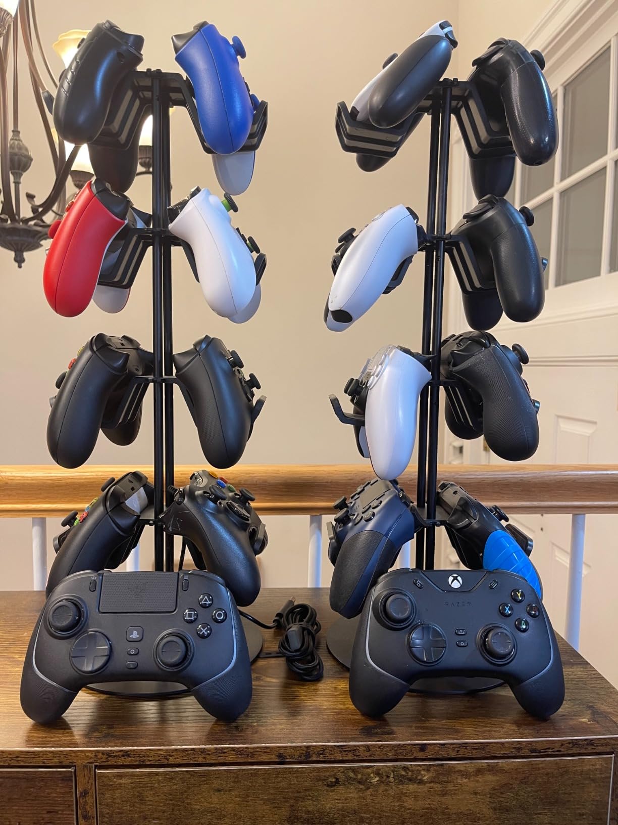 Razer Wolverine V2 Pro Wireless Gaming Controller for PlayStation 5 / PS5 PC: HyperSpeed Wireless - Mecha-Tactile Action Buttons - 8-Way Microswitch D-Pad - 6 Remappable Buttons - Chroma RGB - White customer photo 1