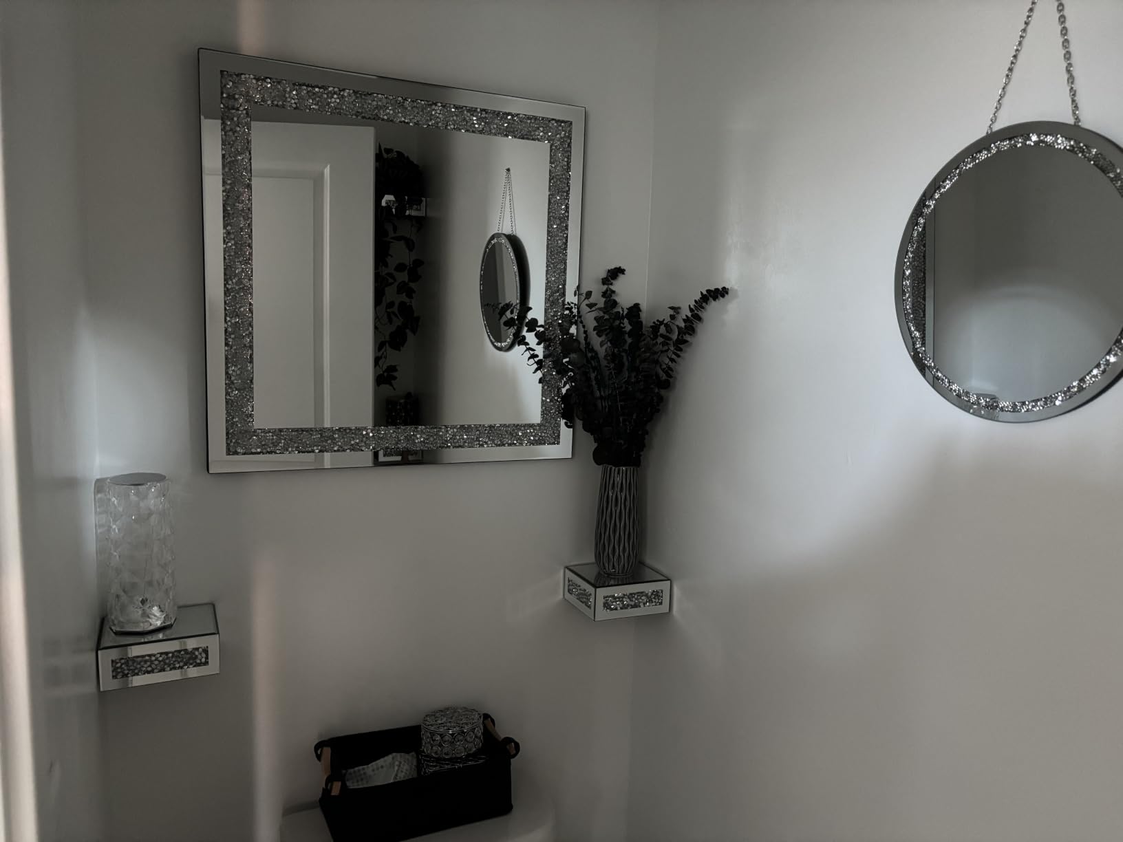 QMDECOR Crystal Crush Diamond Rectangle Silver Mirror for Wall Decoration 24x32inch Wall Hang Frameless Mirror Acrylic Diamond Decor customer photo 1