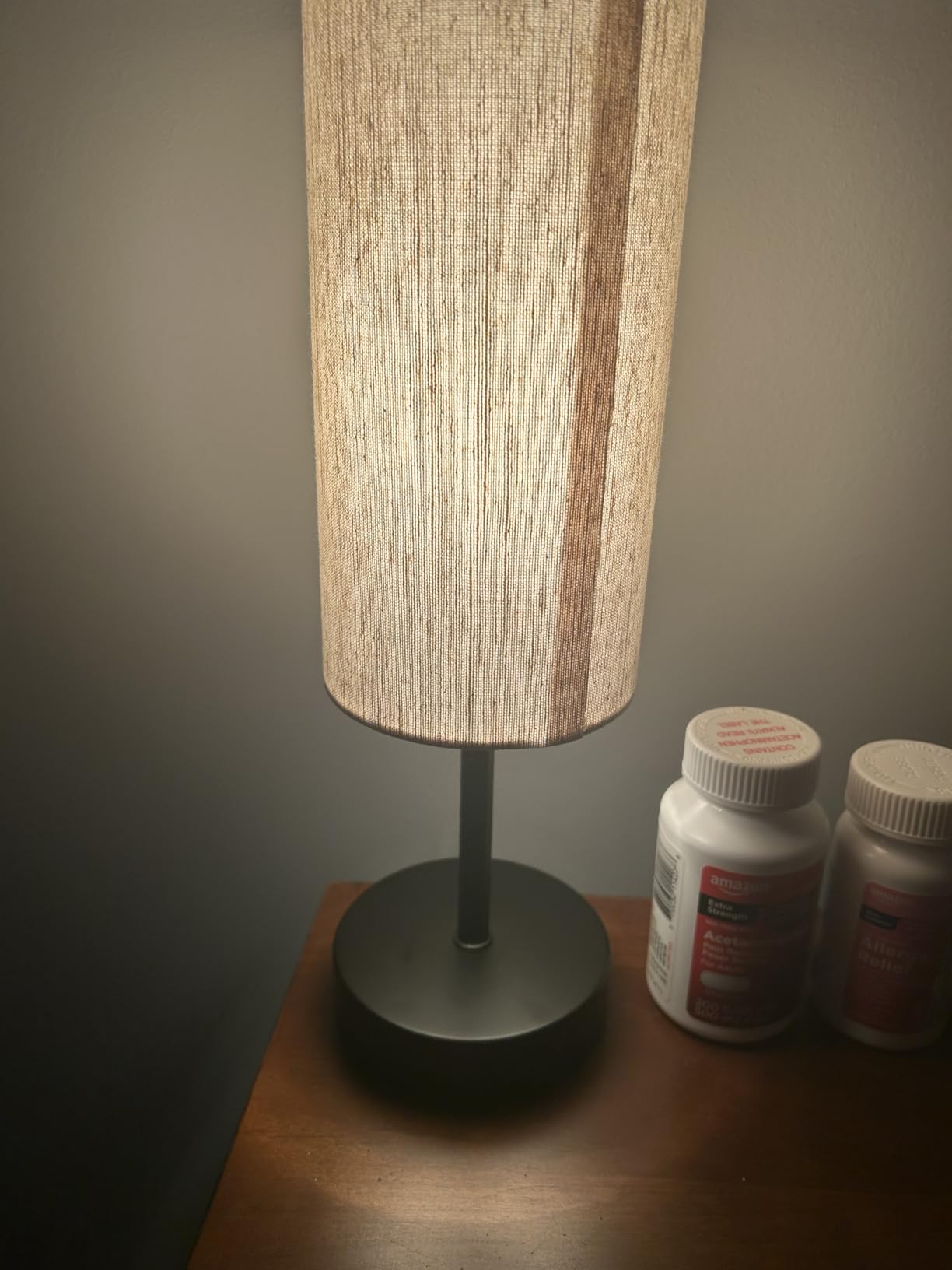 RISLG Small Table Lamp, Bedside Table Lamp for Bedroom, Lamp for Nightstand with Linen Fabric Shade, Minimalist Modern Desk Lamp for Living Room Office Dorm Kids Room customer photo 1
