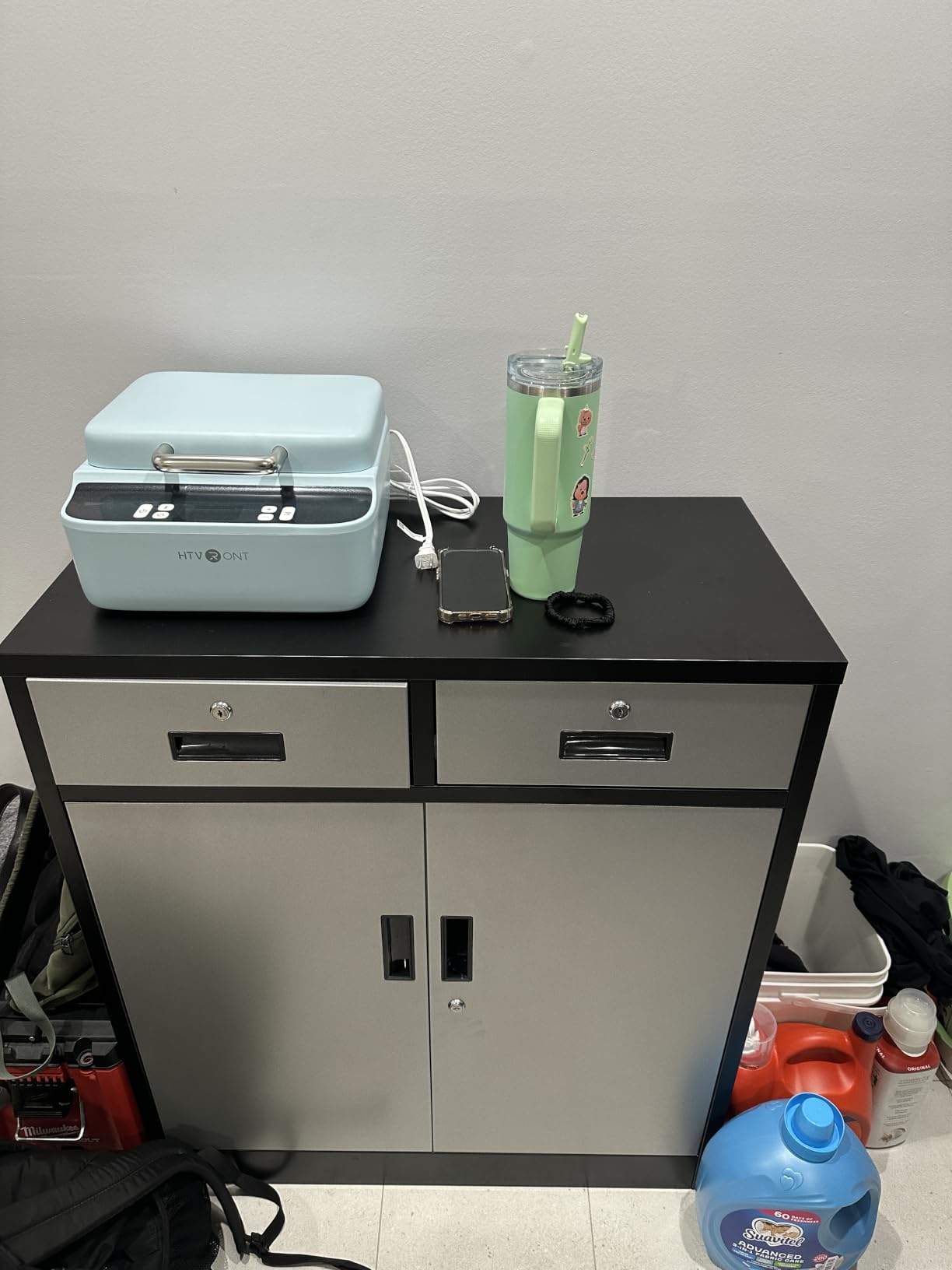Wanfu Metal Storage Cabinet, 36