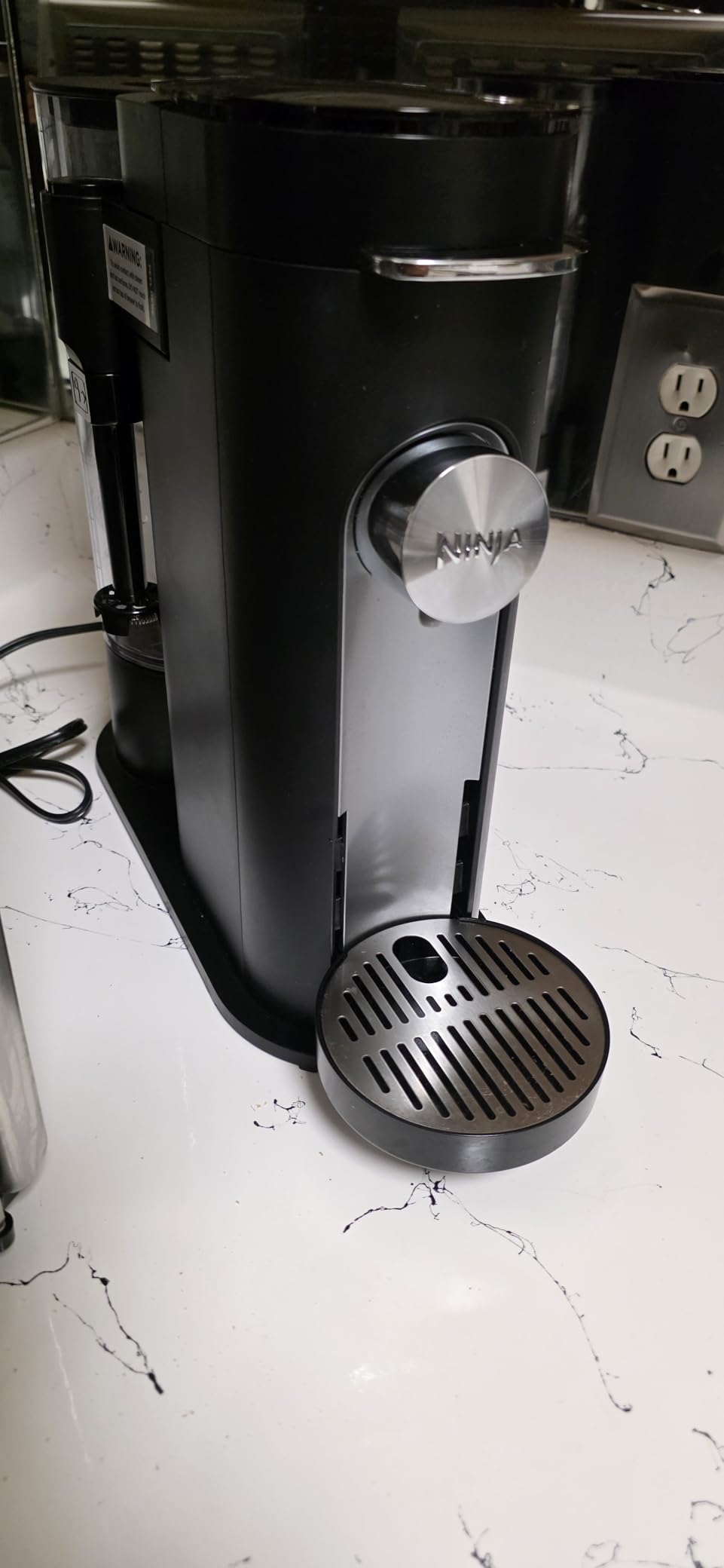 Ninja Single Serve Coffee Maker - Combo Machine, K-Cup Pods and Grounds | 4 Styles of Brewing, up to 24 Oz Cup Sizes, 56 Oz Removable Reservoir, Black, PB051 customer photo 1