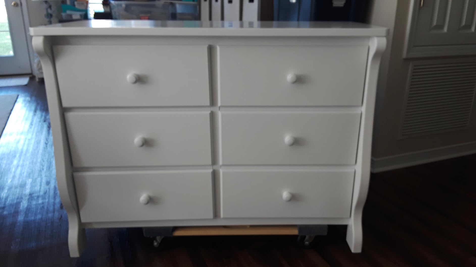 Delta Children Universal 6 Drawer Dresser with Interlocking Drawers - Greenguard Gold Certified, White customer photo 1