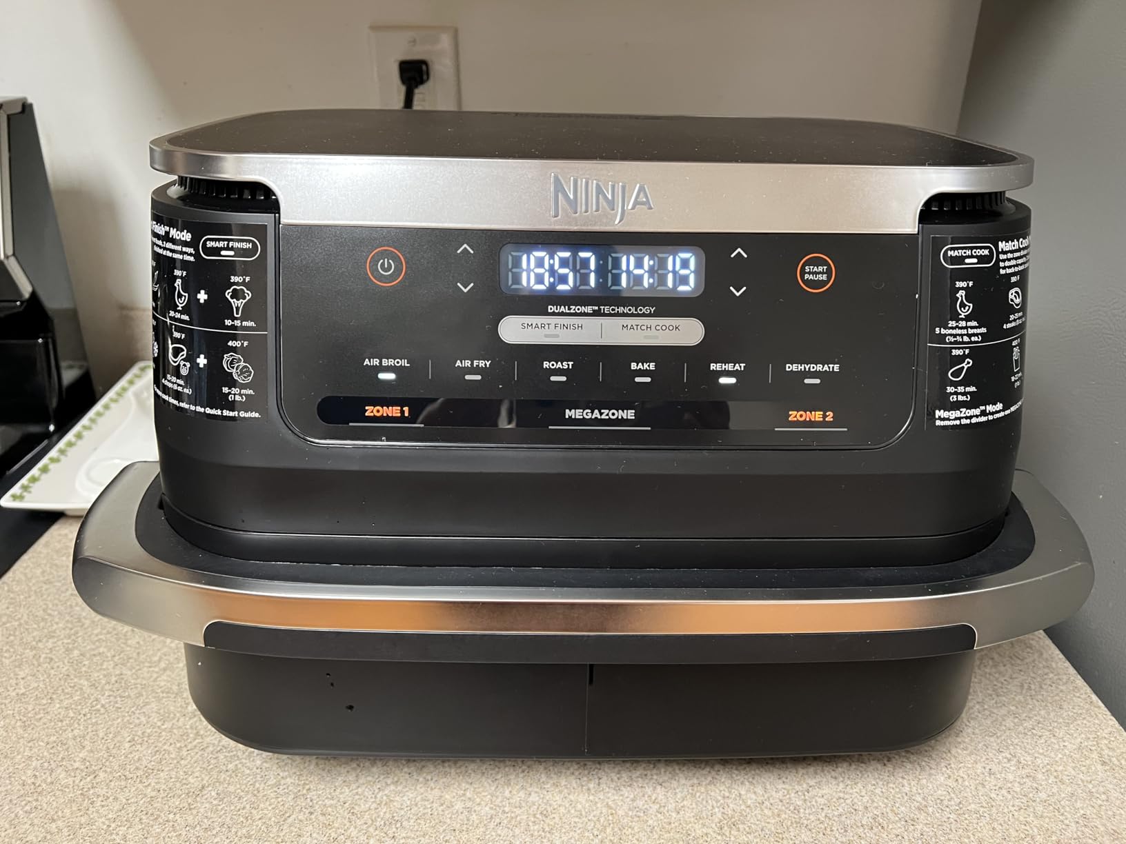 Ninja Foodi FlexBasket Air Fryer 7-QT MegaZone with Basket Divider | 6-in-1 | 450F | DZ071 customer photo 1