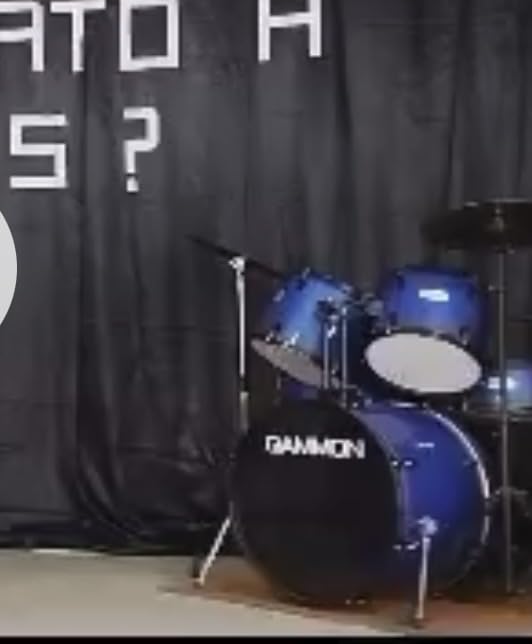 Gammon Percussion Full Size Complete Adult 5-Piece Drum Set with Cymbals, Stands, Stool, and Sticks - Red customer photo 1