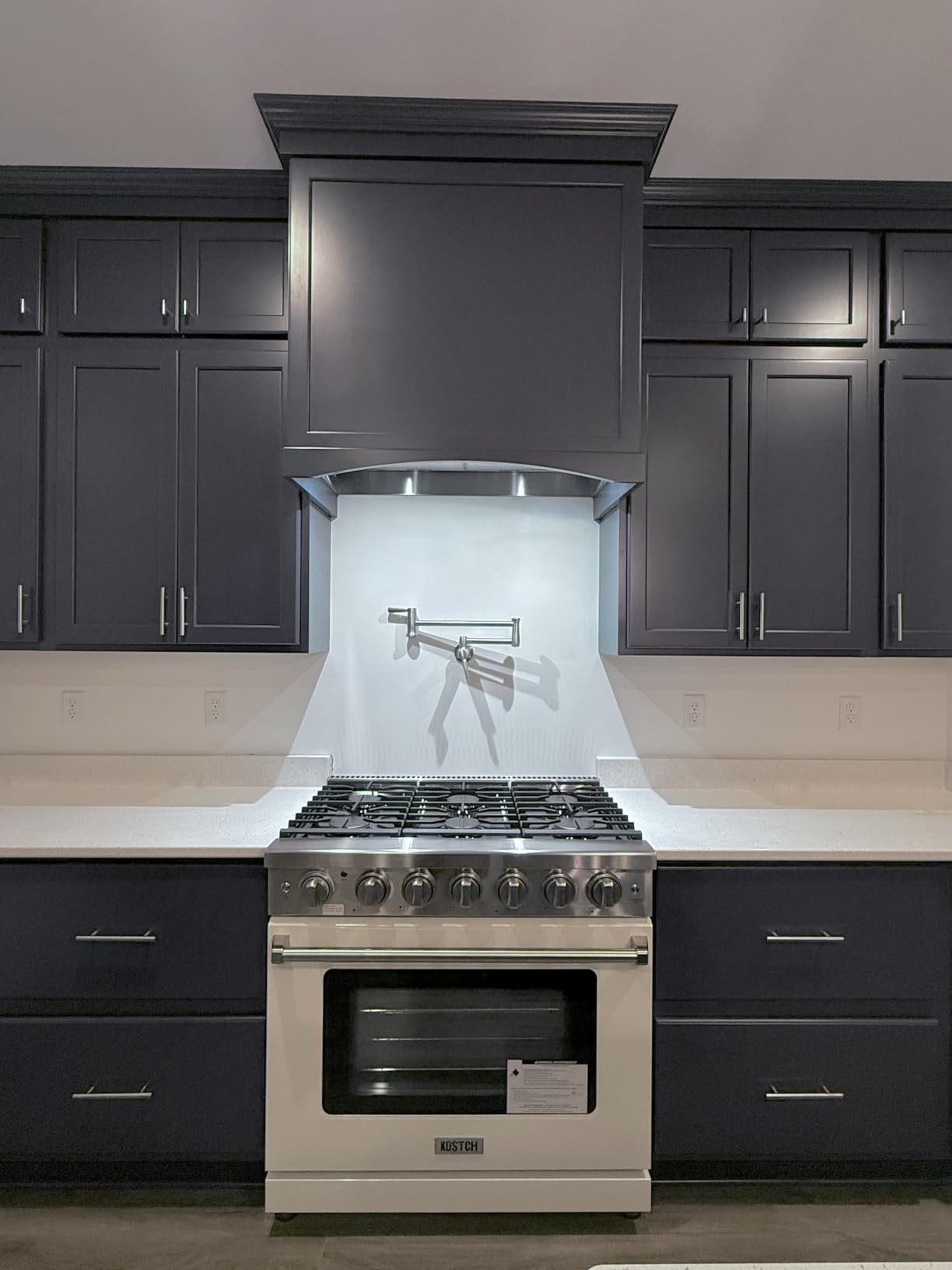 KOSTCH 36 inch Professional Freestanding Pro-Style Natural Gas Range or Liquid Propane Gas Range with 6 Burners, 6.0 cu.ft. Oven Capacity, in Stainless Steel - KOS-36RG03M customer photo 2