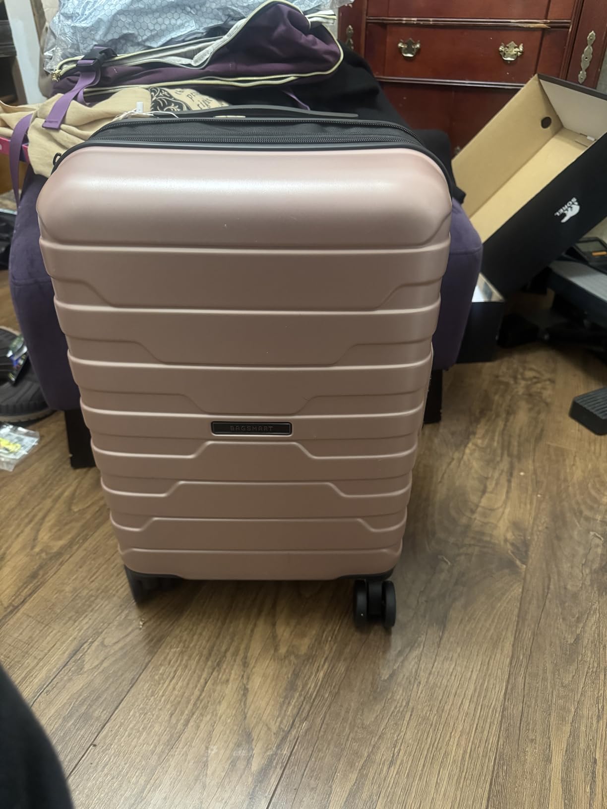 BAGSMART Carry on Luggage 22x14x9 Airline Approved with Spinner Wheels, Lightweight 20 Inch Suitcase with TSA Lock, Expandable Hard Shell for Men Women customer photo 2