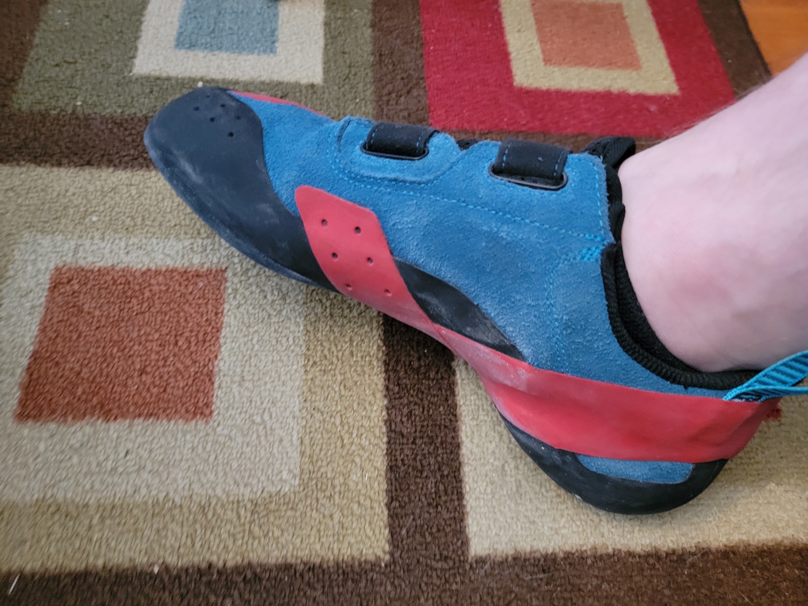 Red Point Rocking Climbing Performance Shoe Men customer photo 2