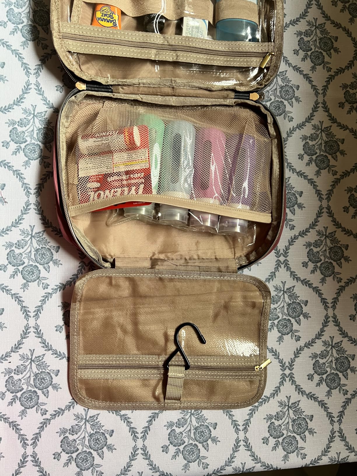 HOTOR Hanging Travel Toiletry Bag Women Men Essentials Black, Medium customer photo 2