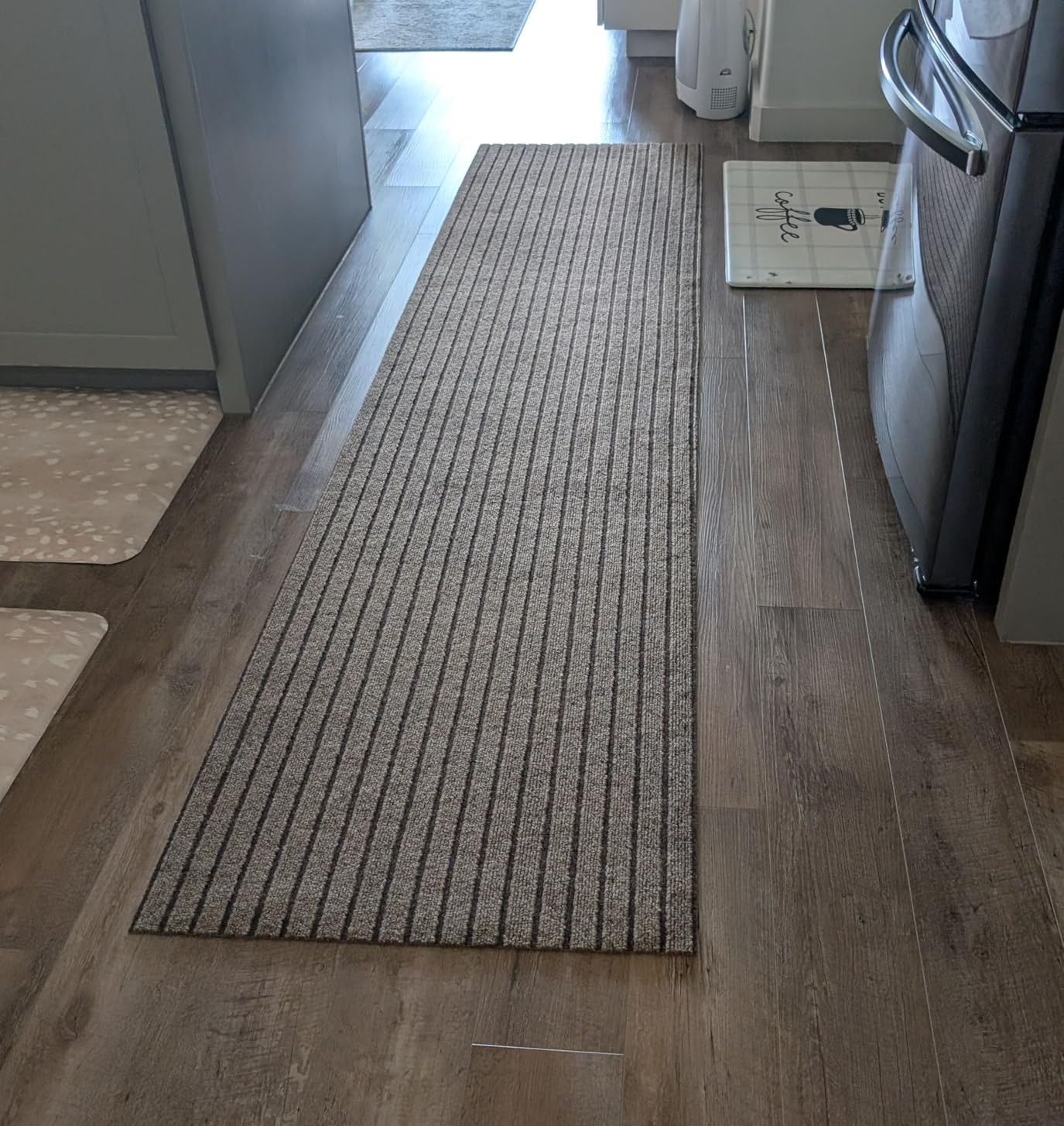 2' x 6' Runner Rugs with Rubber Backing, Outdoor Indoor Utility Non Slip Carpet Rug Runner for Hallway, Custom Size Area Rugs Mat for Entryway Balcony Patio Kitchen Garage Stair Laundry customer photo 1