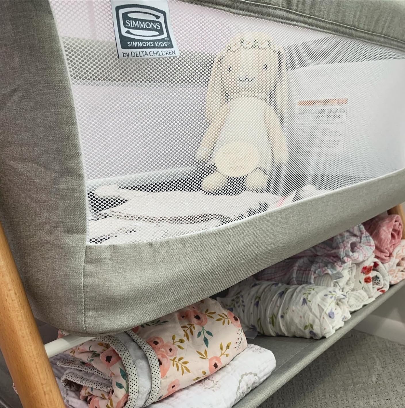 Simmons Kids Koi by The Bed Bassinet with Breathable Mesh and Natural Beechwood Legs, Dove Grey customer photo 2