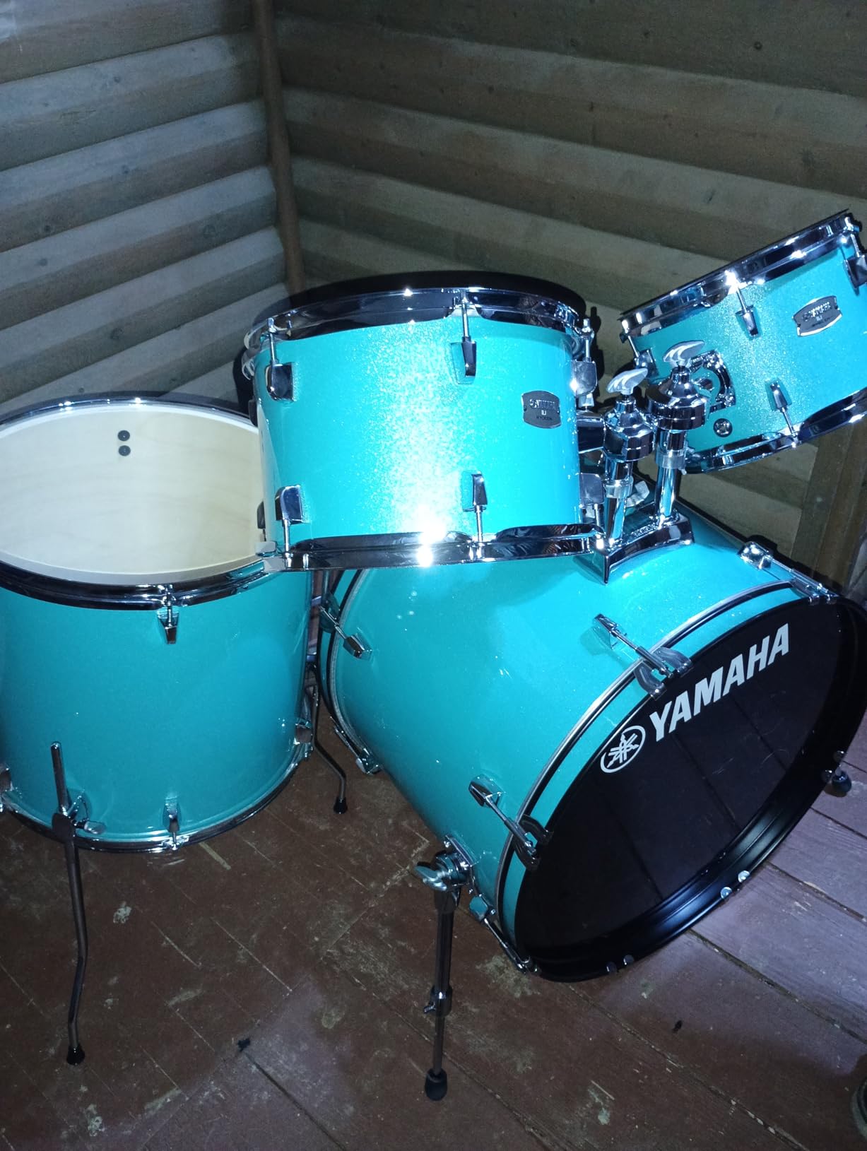 Yamaha Rydeen 5-Piece Drum Set With 20 inch Bass Drum, Floor Tom, 2 Toms With Ball Clamp And Wood Snare Drum, Orange Glitter customer photo 2